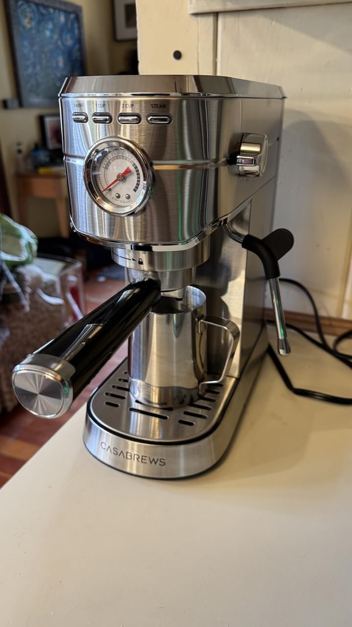 CASABREWS CM5418 Compact Espresso Machine with Milk Frothing Steam Wand, 20-Bar Pump, Built-in Pressure Gauge, Powerful Steam Wand for Cappuccino Latte for Home, 34oz Water Tank customer photo 1