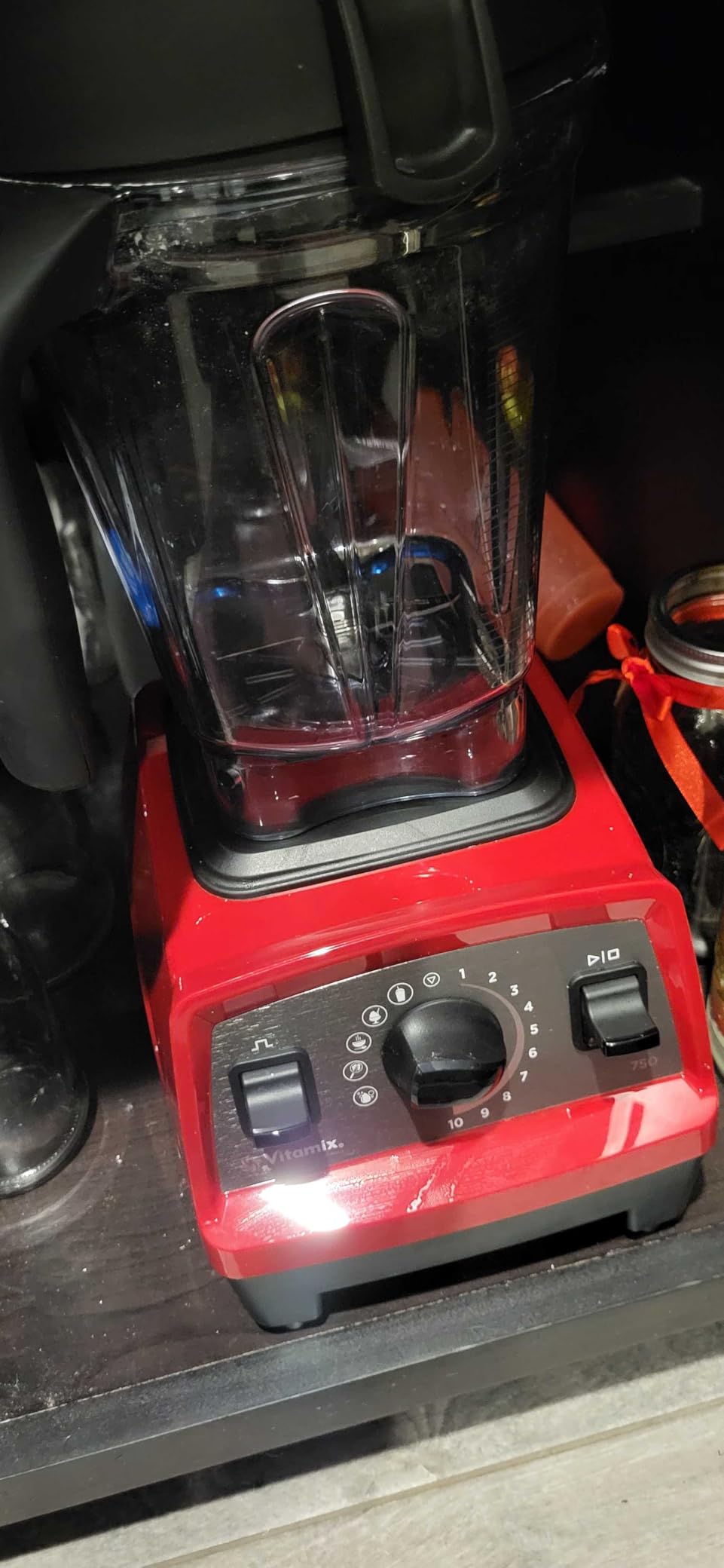 Vitamix Propel Series 750 Professional-Grade Blender with Four Blending Programs for Smoothies, Soups and More, Self-Cleaning, Stainless-Steel Blades, 64 Oz Container, Black customer photo 2