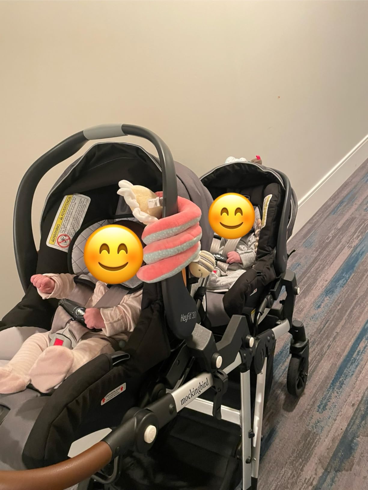Chicco KeyFit Infant Car Seat and Base, Rear-Facing Seat for Infants 4-22 lbs., Includes Infant Head and Body Support, Compatible with Chicco Strollers, Baby Travel Gear, Encore/Black/Grey customer photo 2