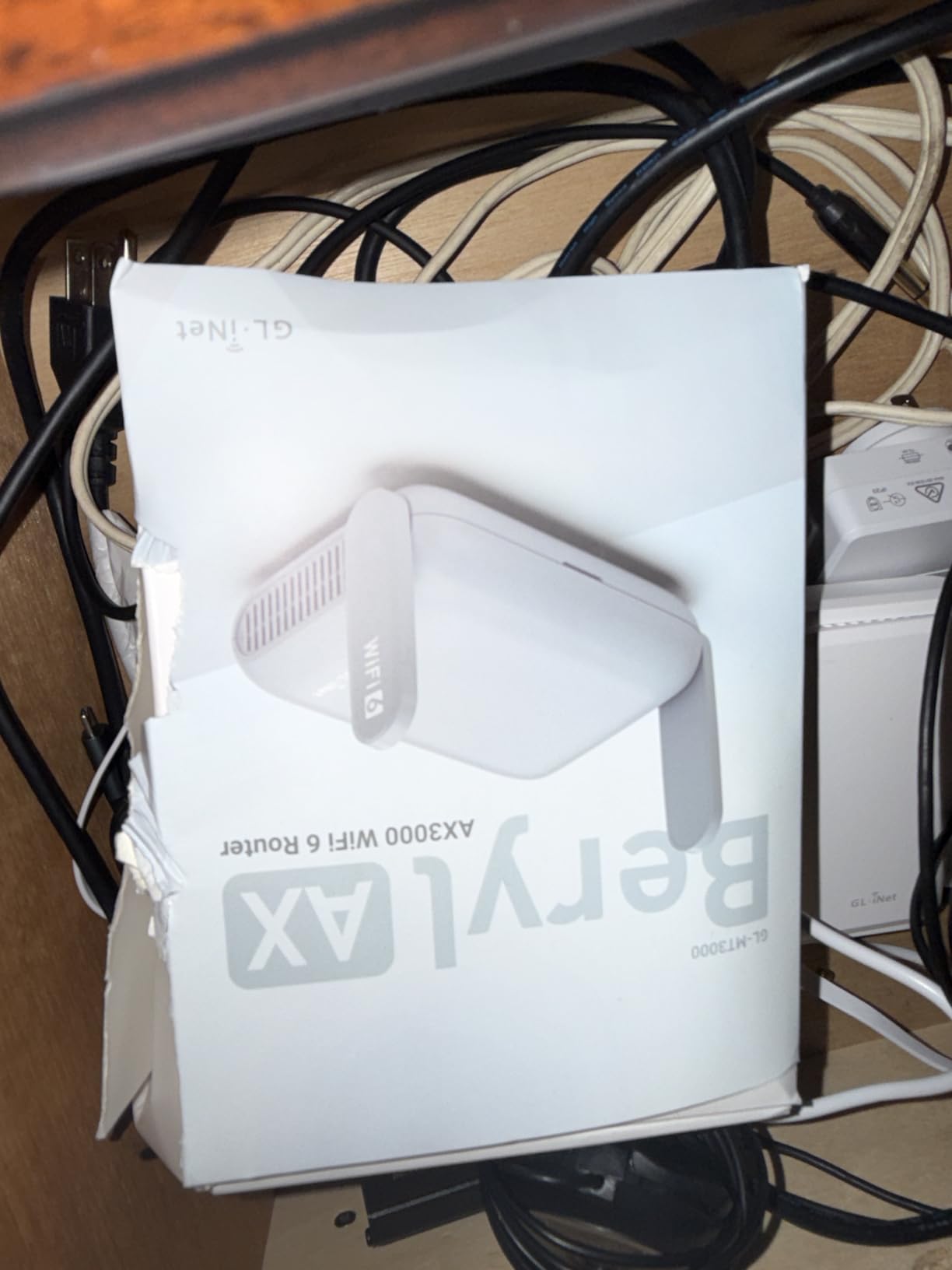 GL.iNet GL-MT3000 Beryl AX Wi-Fi 6 Travel Router, 2.5G WAN, VPN, OpenWrt | Wi-Fi 6 dual band 574Mbps 2.4GHz plus 2402Mbps 5GHz, 2.5G WAN, gigabit LAN, USB 3.0 customer photo 1