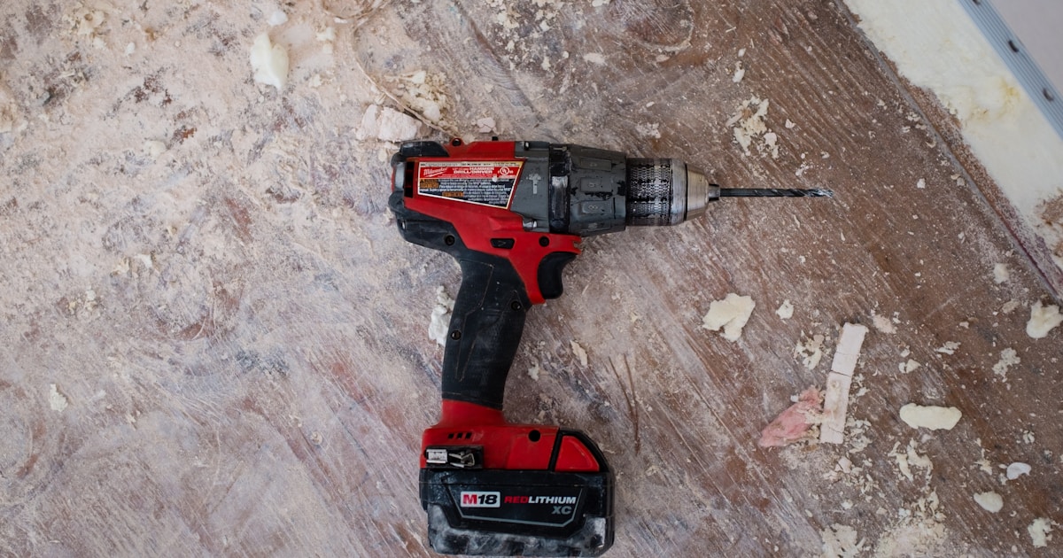 Best Right Angle Drills for Tight Spaces