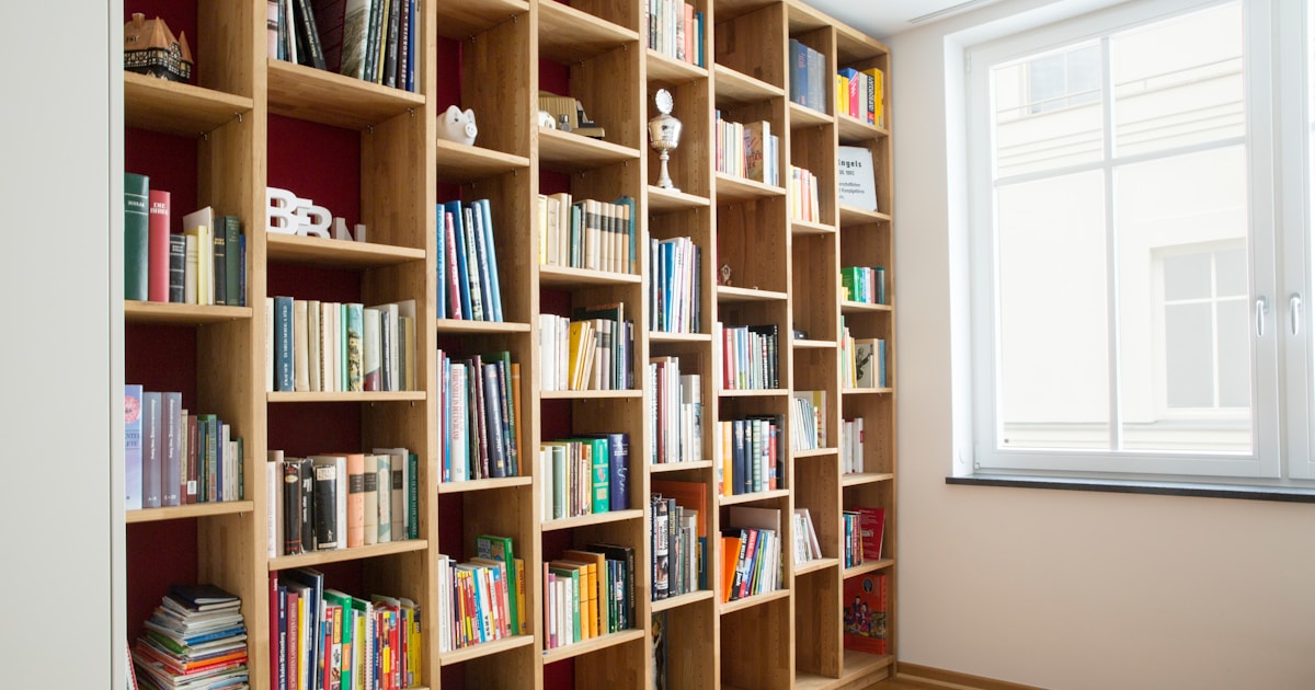 Best Bookshelf Deals 2026: 10 Budget-Friendly Picks Compared