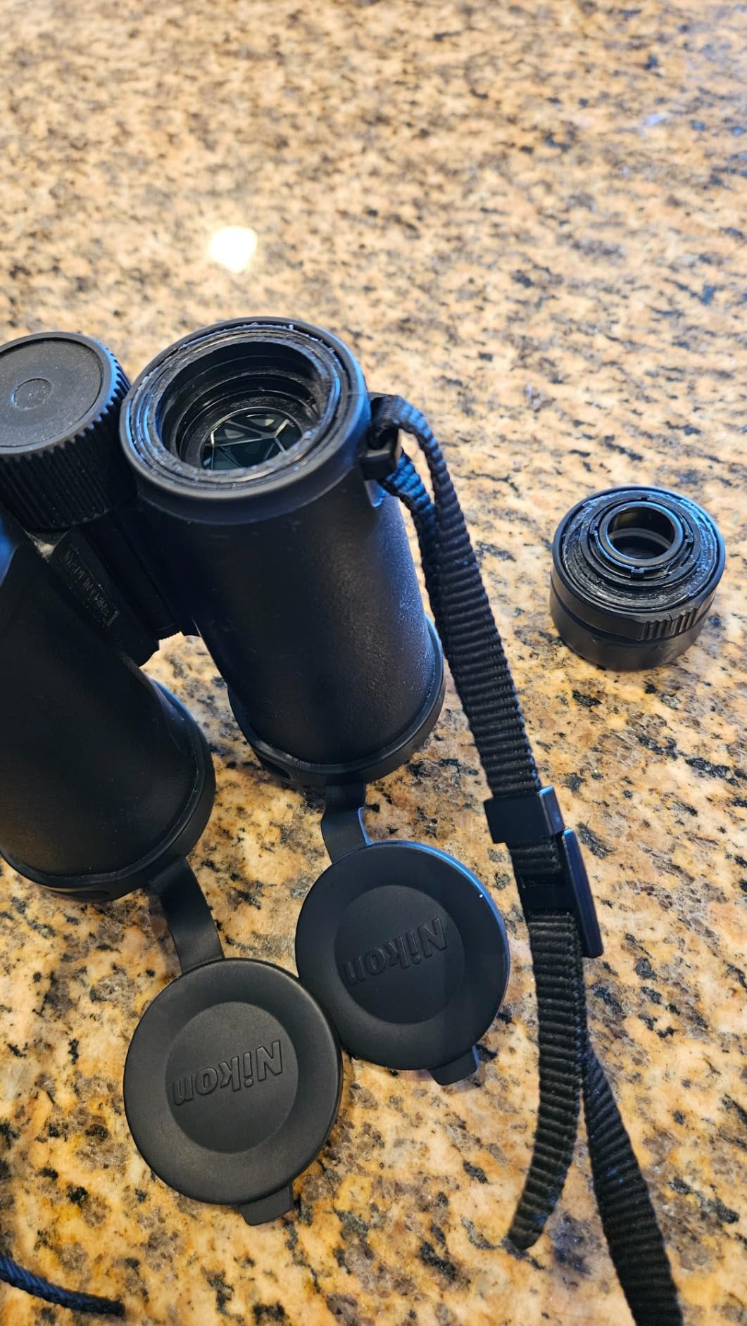 Nikon Monarch M5 8x42 Binoculars | Waterproof Fogproof ED Glass Optics with Dielectric Prism Coating | Bright High-Resolution Outdoor Binoculars for Birdwatching, Hiking & Wildlife customer photo 2
