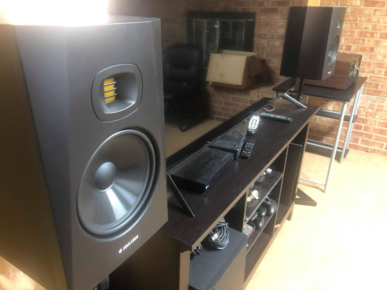 ADAM Audio T5V Studio Monitor - 2-Way, U-ART Tweeter, 5