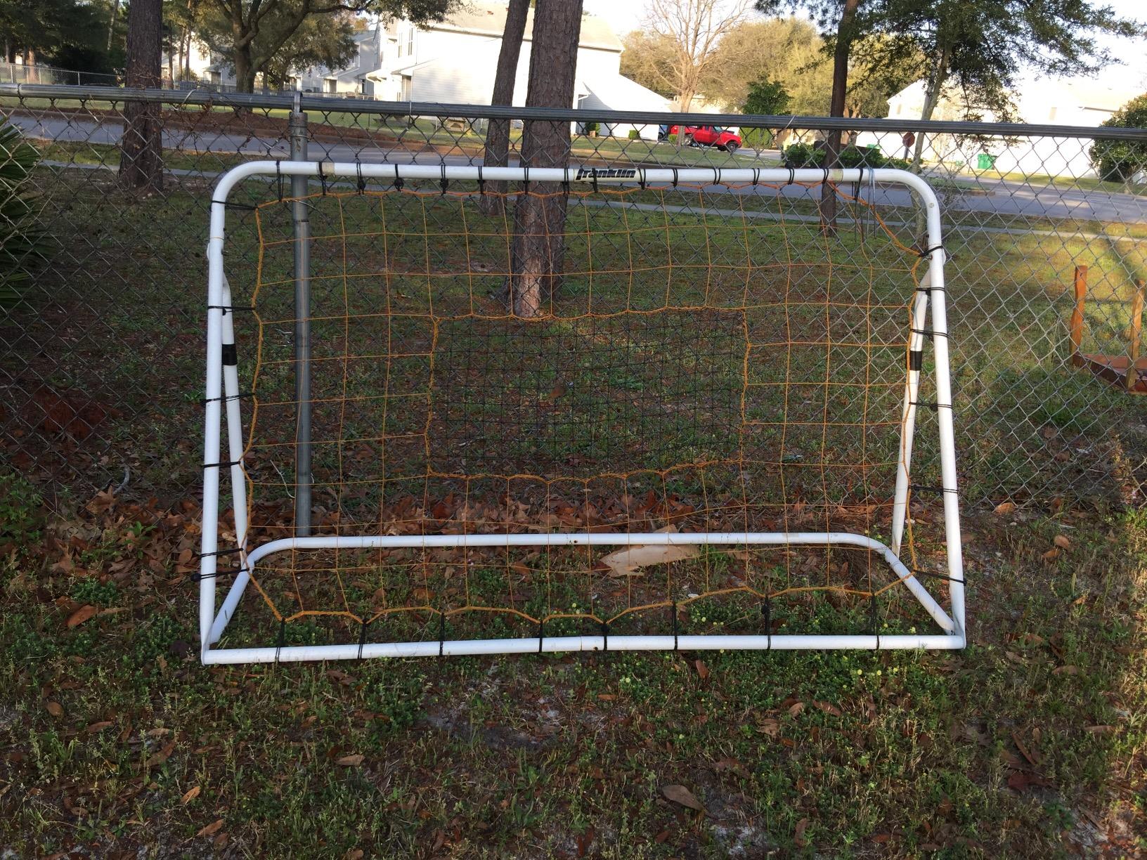 Franklin Sports Soccer Rebounder - Tournament Steel Rebounding Net - Perfect for Backyard Practice and Training - 12' x 6' & 6' x 4' customer photo 1