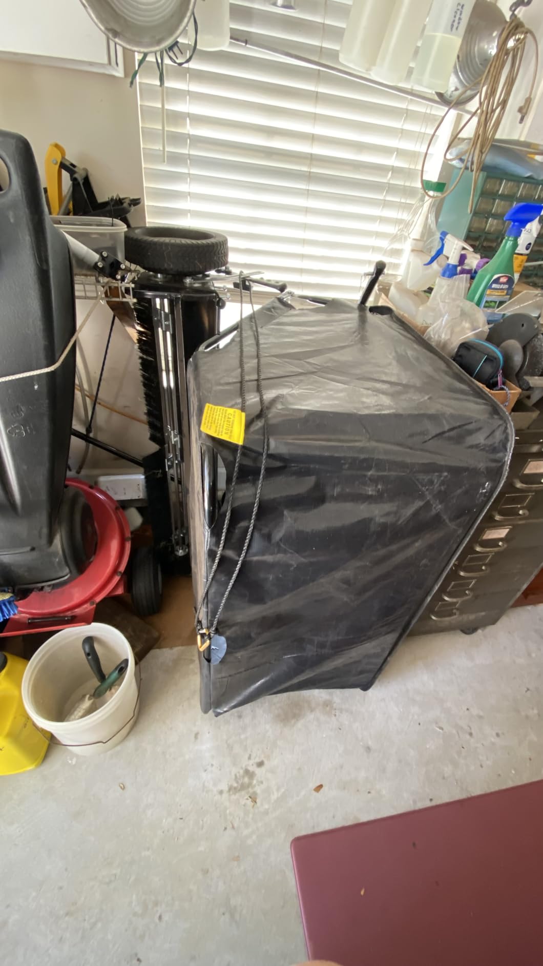 Agri-Fab 42 In Tow-Behind Lawn Sweeper with 12 Cu Ft Hopper Bag, Adjustable Brush Height and Easy Dump Rope customer photo 1