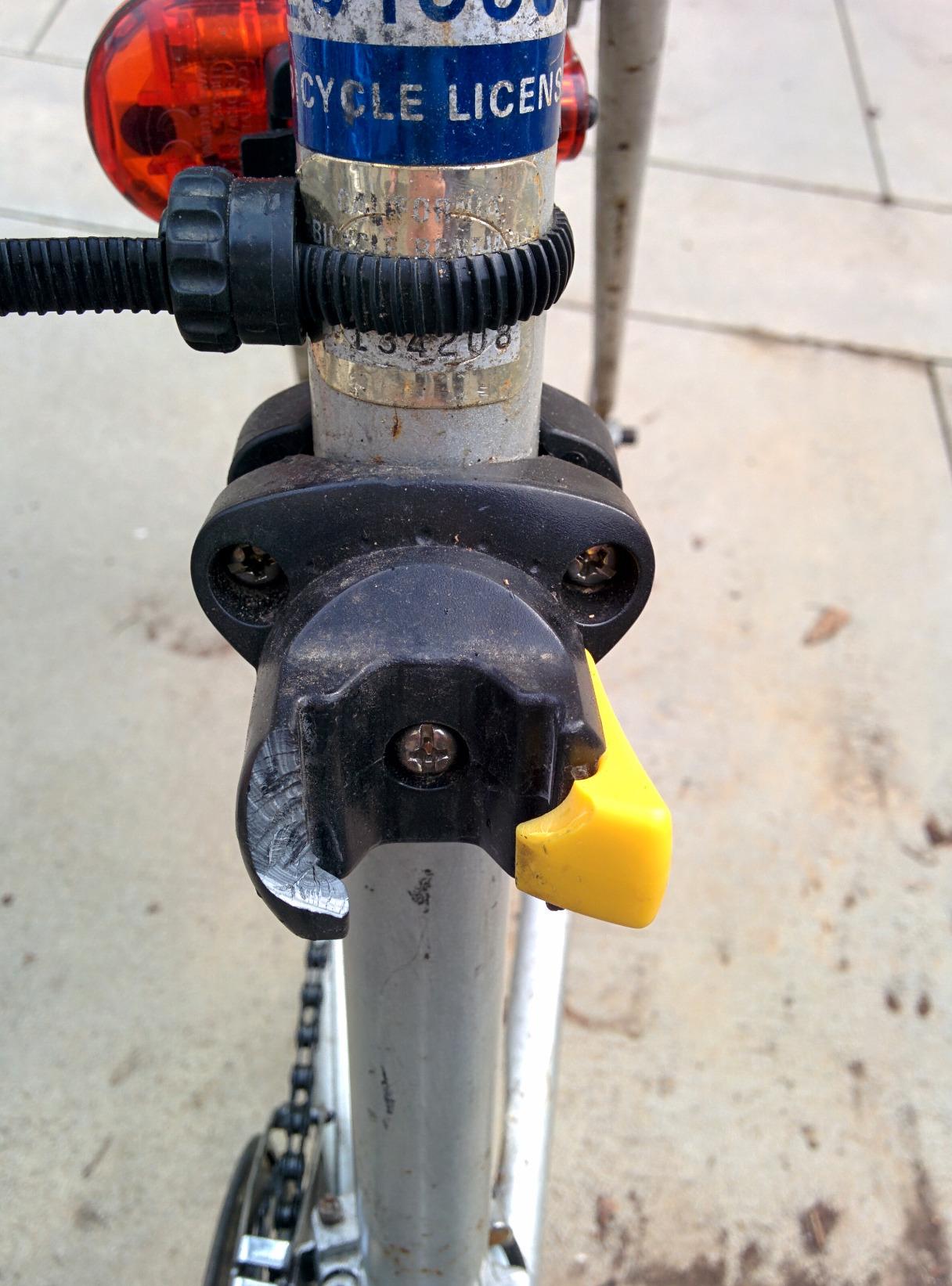 OnGuard Bulldog STD Bike U-Lock - 13 mm Hardened Steel Shackle (115 × 230 mm) - X2P Double Bolt, Z-Cylinder Core, 5 Keys & Mount Bracket customer photo 2