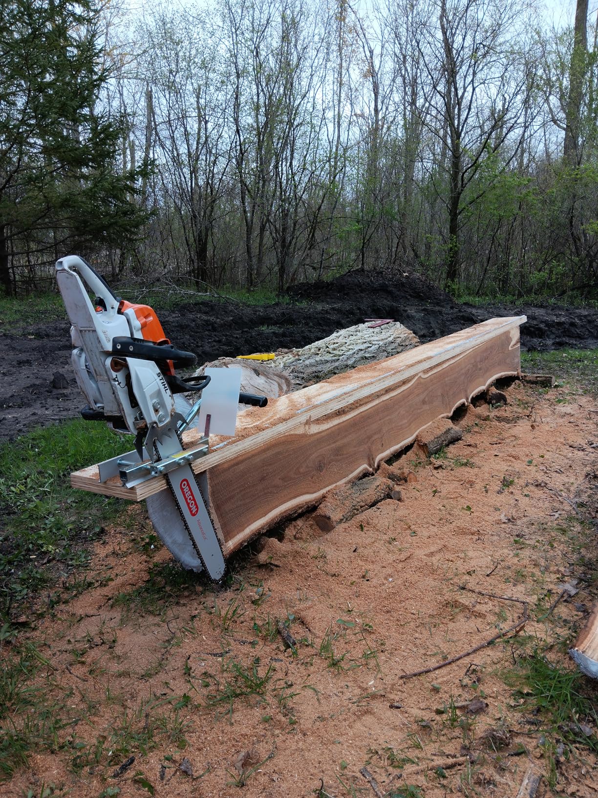 Granberg G555B Edging Mill for 16 to 36 Inch Chainsaw Bars with 12 ft Rails customer photo 1