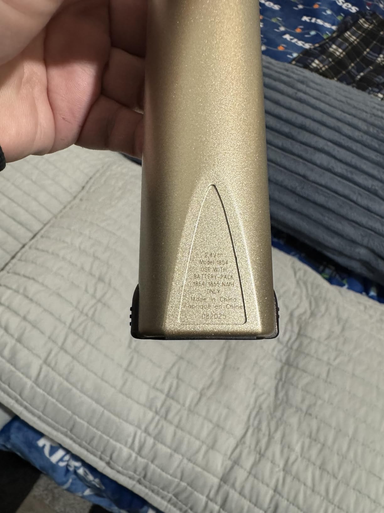 Wahl Professional Animal Arco Pet, Dog, Cat, and Horse Cordless Clipper Kit, Champagne (8786-452) customer photo 1