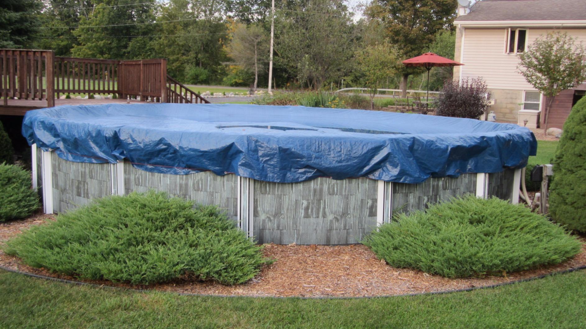 Robelle 24 ft Heavy Duty Blue Winter Pool Cover for Above Ground Pools, 4 ft Overlap (28 ft Cover Size), Solid 8 x 8 Scrim, 2.36 oz/yd2, 10-Year Warranty, Style: 3524-4 customer photo 1