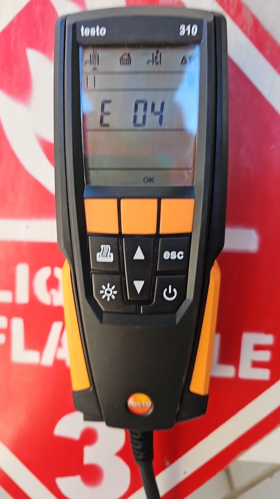 testo 310 I Residential Combustion Analyzer Kit I Flue Gas Detector Set for Heating Systems customer photo 2