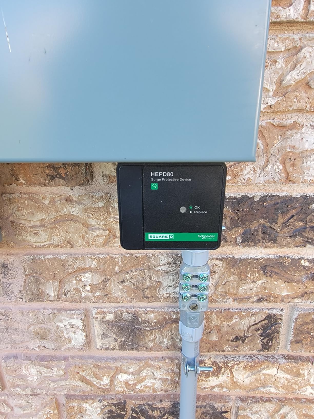 Square D HEPD80 Universal Whole House Surge Protection Device, 1-Phase, 3-Wire for 120/240V, 80kA customer photo 2
