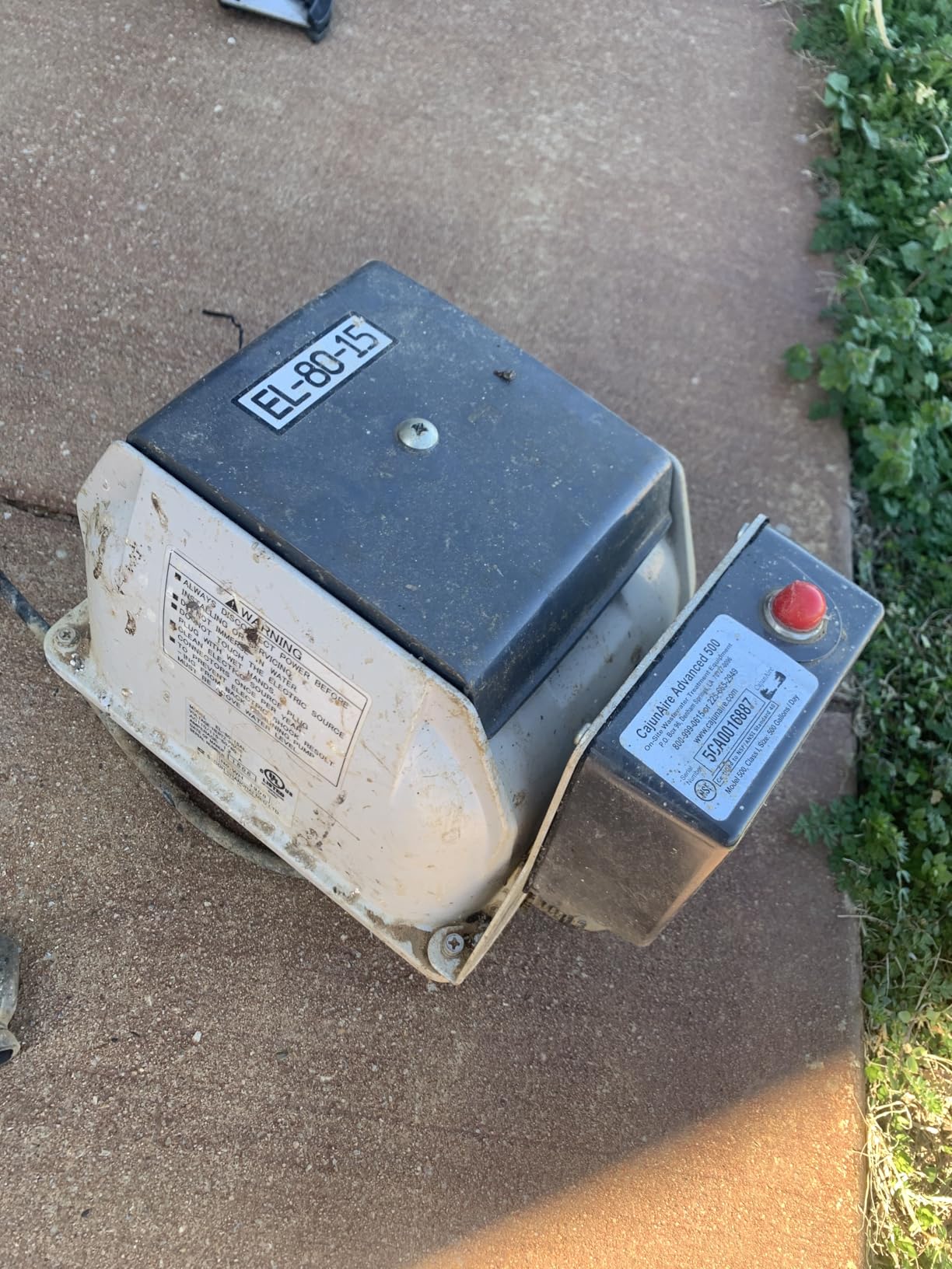 Blue Diamond ETA 80 Septic or Pond Linear Diaphragm Air Pump with built in Alarm customer photo 2