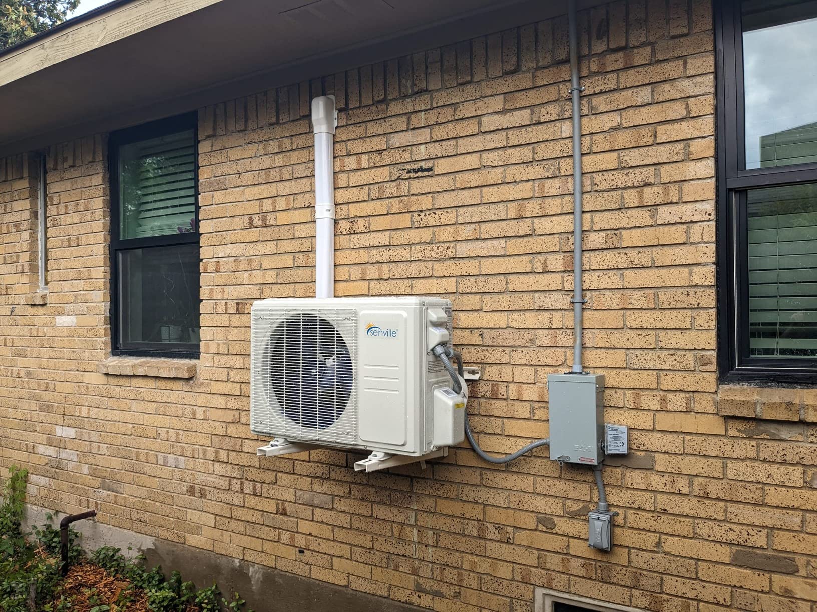 Senville LETO Mini Split Air Conditioner, Heat Pump, White, 12000 BTU | Ductless, Wall Mounted, Works with Alexa, Quiet Operation, 1 Ton, 110/120V, Energy Efficient Inverter customer photo 2