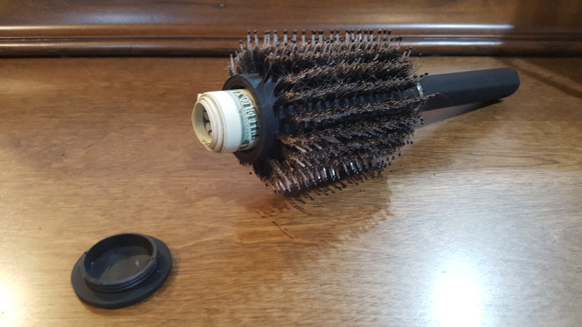 Hair Brush Hidden Diversion Safe - Concealed Storage for Money, Jewelry, and Valuables - Discreet Security Solution for Travel - Secret Storage by Southern Homewares customer photo 1