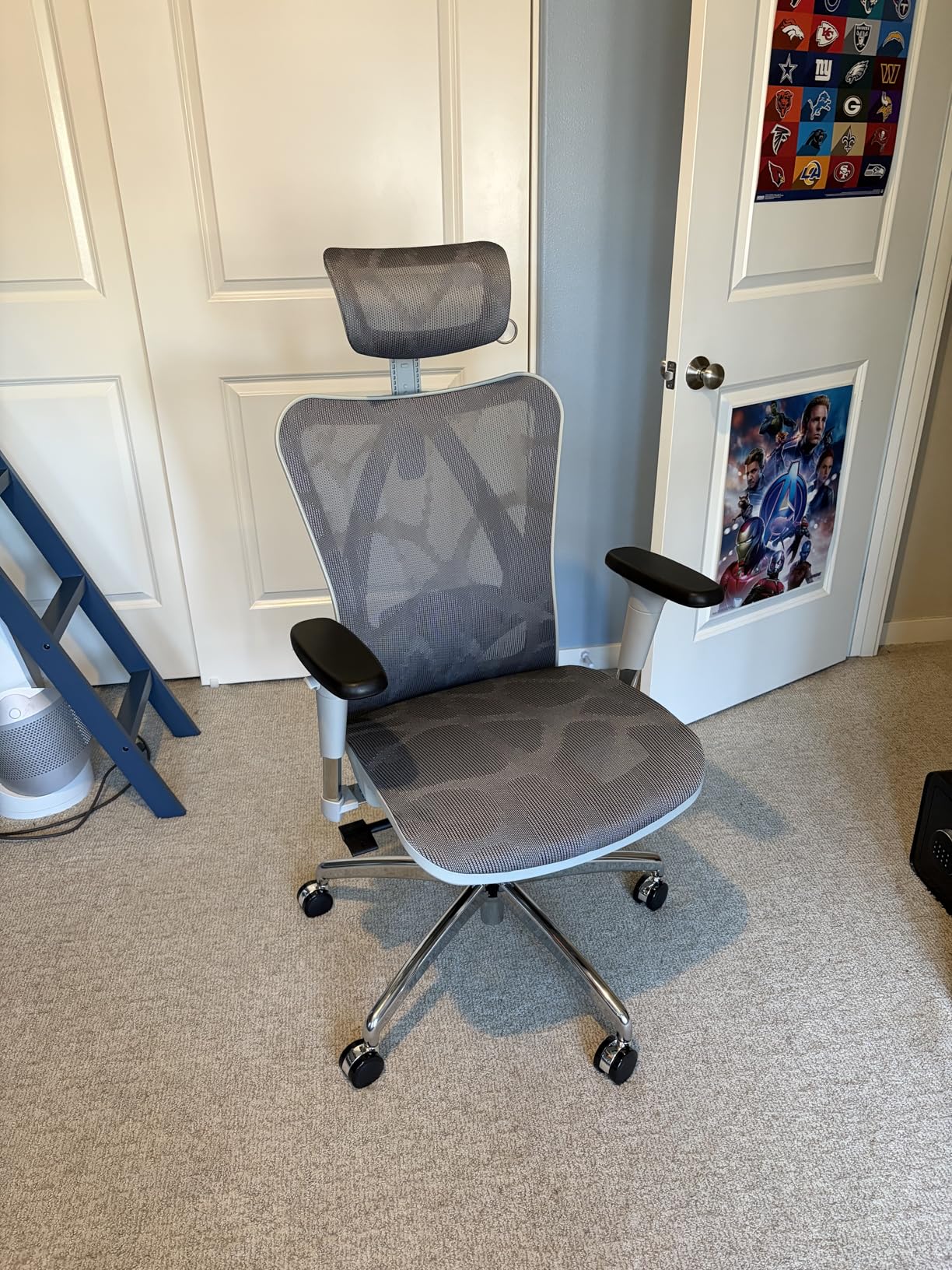 SIHOO M57 Ergonomic Mesh Office Chair, High Back Home Desk Chair with 3D Armrests, Lumbar Support and Adjustable Headrest, Comfortable Computer Chair, Big & Tall Office Chair Hold 330 LBS-Black customer photo 1