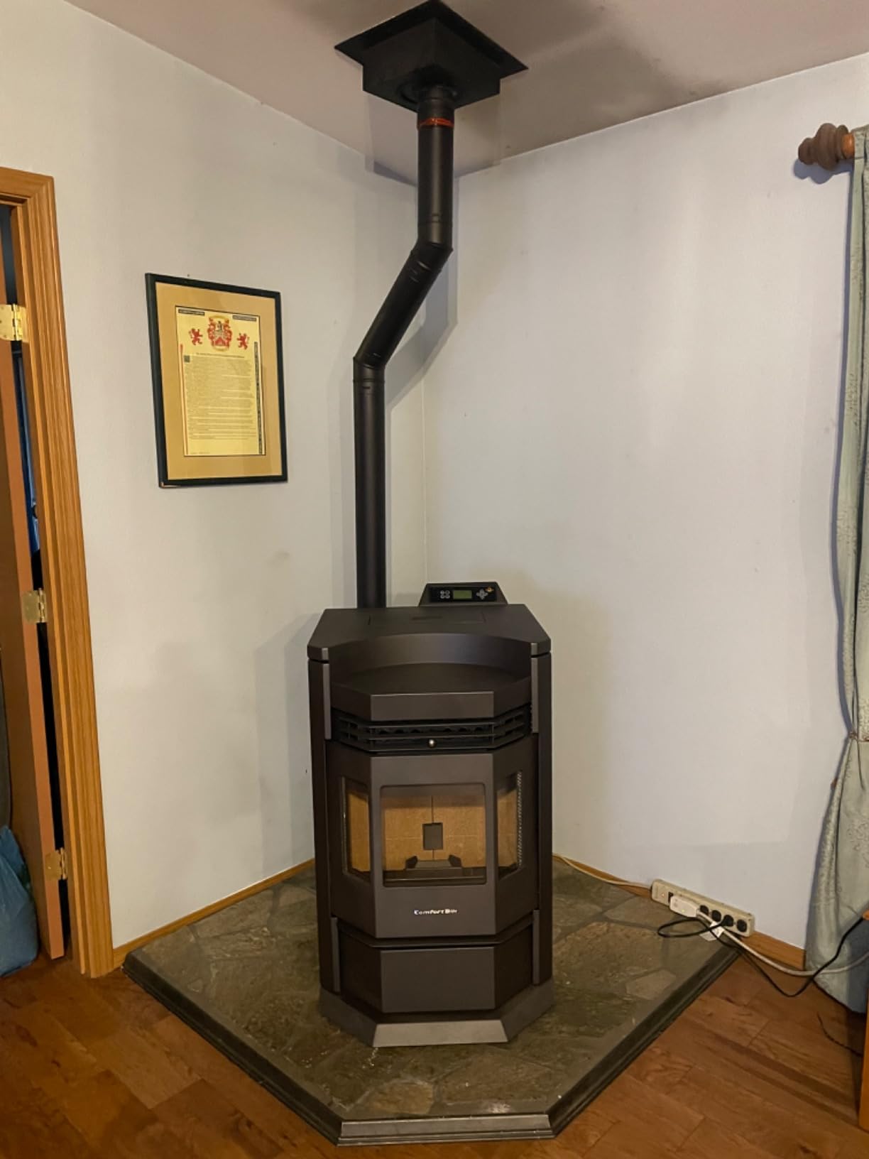 HP22-N Pellet Stove Black EPA Approved Smart Controller 80 Lb. Hopper customer photo 2