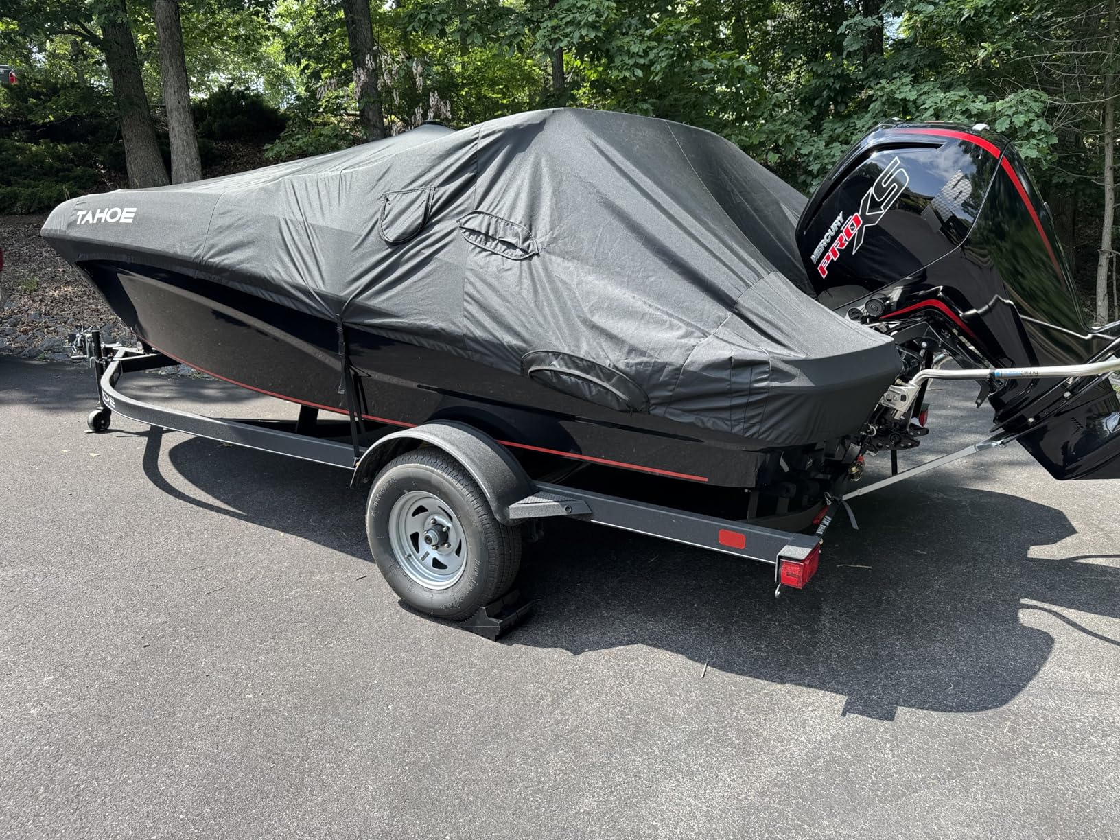 AFA Tooling 4T Rubber Wheel Chocks, 4 Pack, Two Pairs, Handles & Grip Tread | Four pieces cover separate parking spots without repositioning customer photo 1