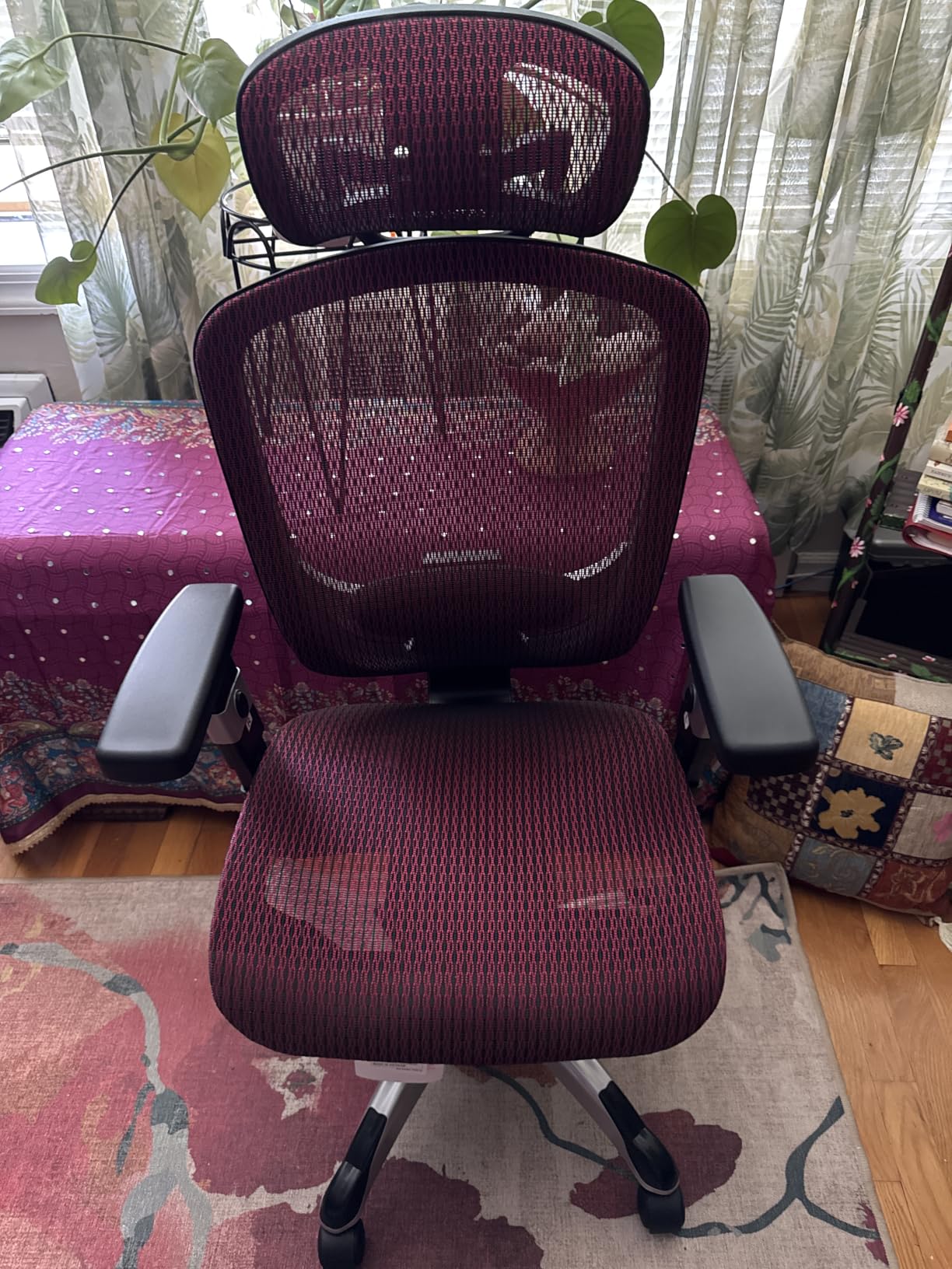 STAPLES Hyken Ergonomic Task Chair, Mesh, Ergonomic, Lumbar Support, Swivel, Gray customer photo 2