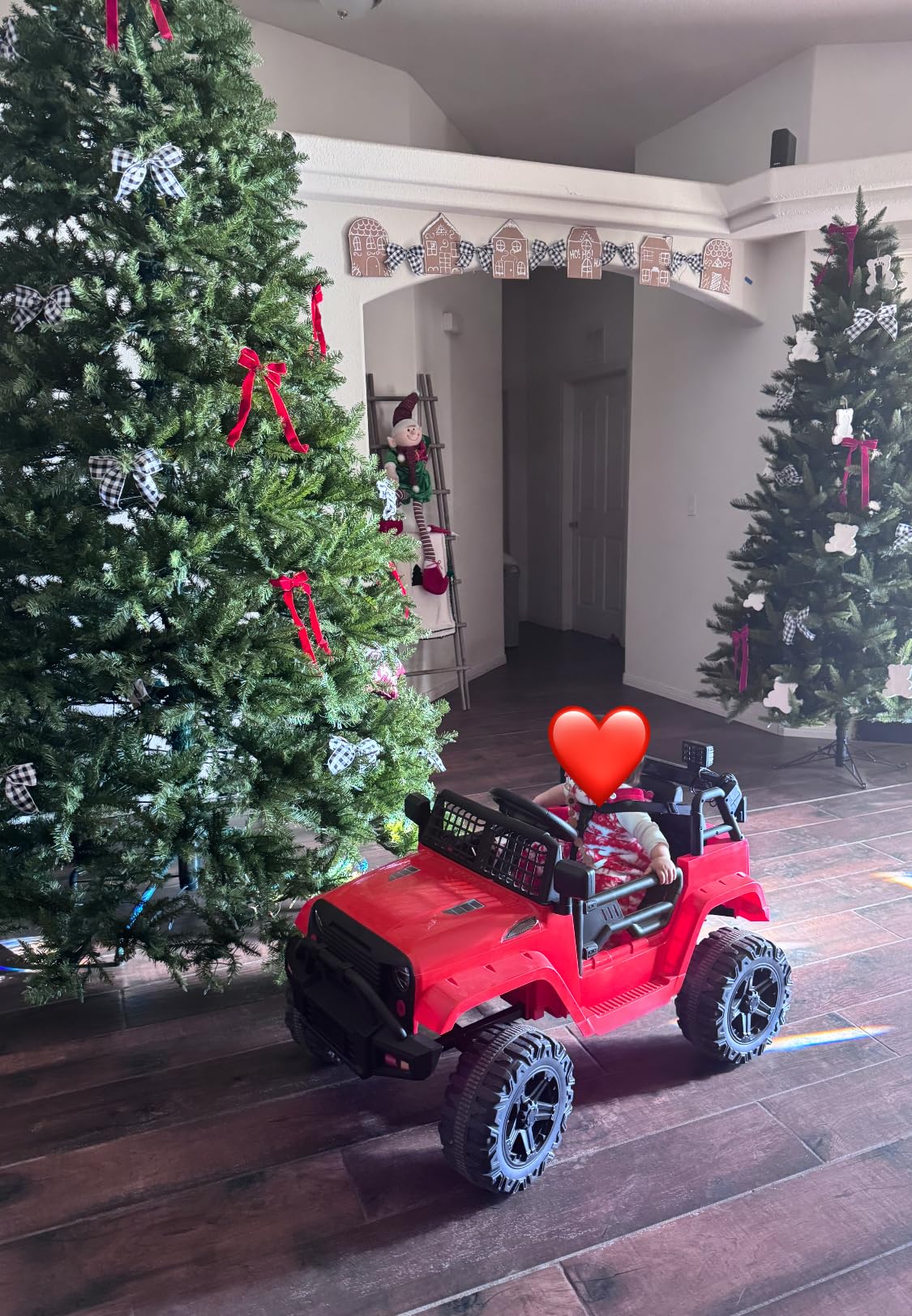 Best Choice Products 12V Kids Electric Vehicle Toy Ride On Car with Parent Remote Control for Toddlers, Seat Harness, 61 lbs Weight Capacity, Locking Doors, Spring Suspension, Bluetooth - Black customer photo 2
