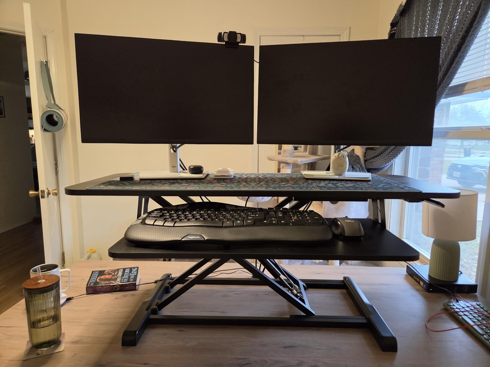 TechOrbits Standing Desk Converter - 32 Inch Adjustable Sit to Stand Up Workstation, Dual Monitor Desktop Riser with Keyboard Tray, for Home Office Laptop, Black customer photo 2