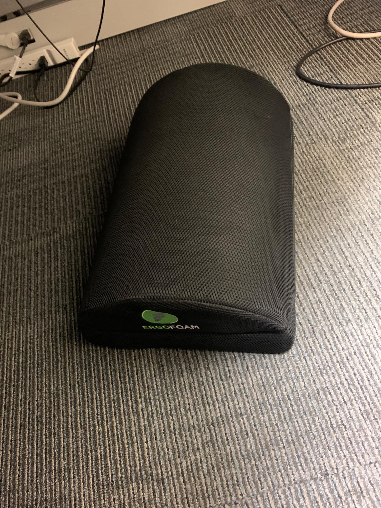 ErgoFoam Foot Rest for Under Desk at Work - Chiropractor Endorsed 2in1 Adjustable Premium Under Desk Footrest - Ergonomic Desk Foot Rest with High-Density Compression-Resistant Soft Foam (Black, Mesh) customer photo 2