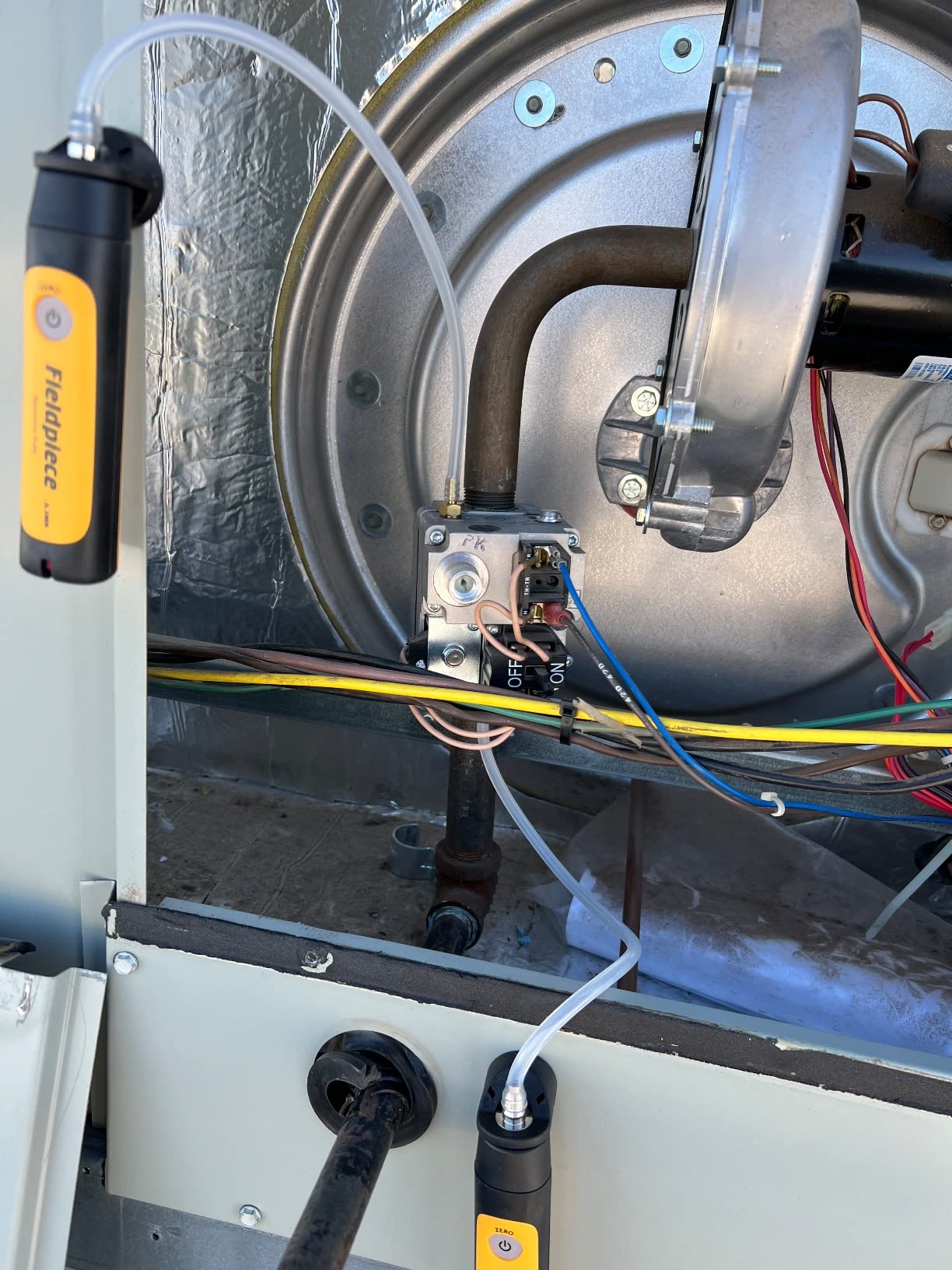 Fieldpiece - Job Link System Dual Port Manometer Probe Kit - JL3KM2 - Long Range Wireless All-in-One Static, Gas and Draft Pressure Gauge - HVAC Tools customer photo 1