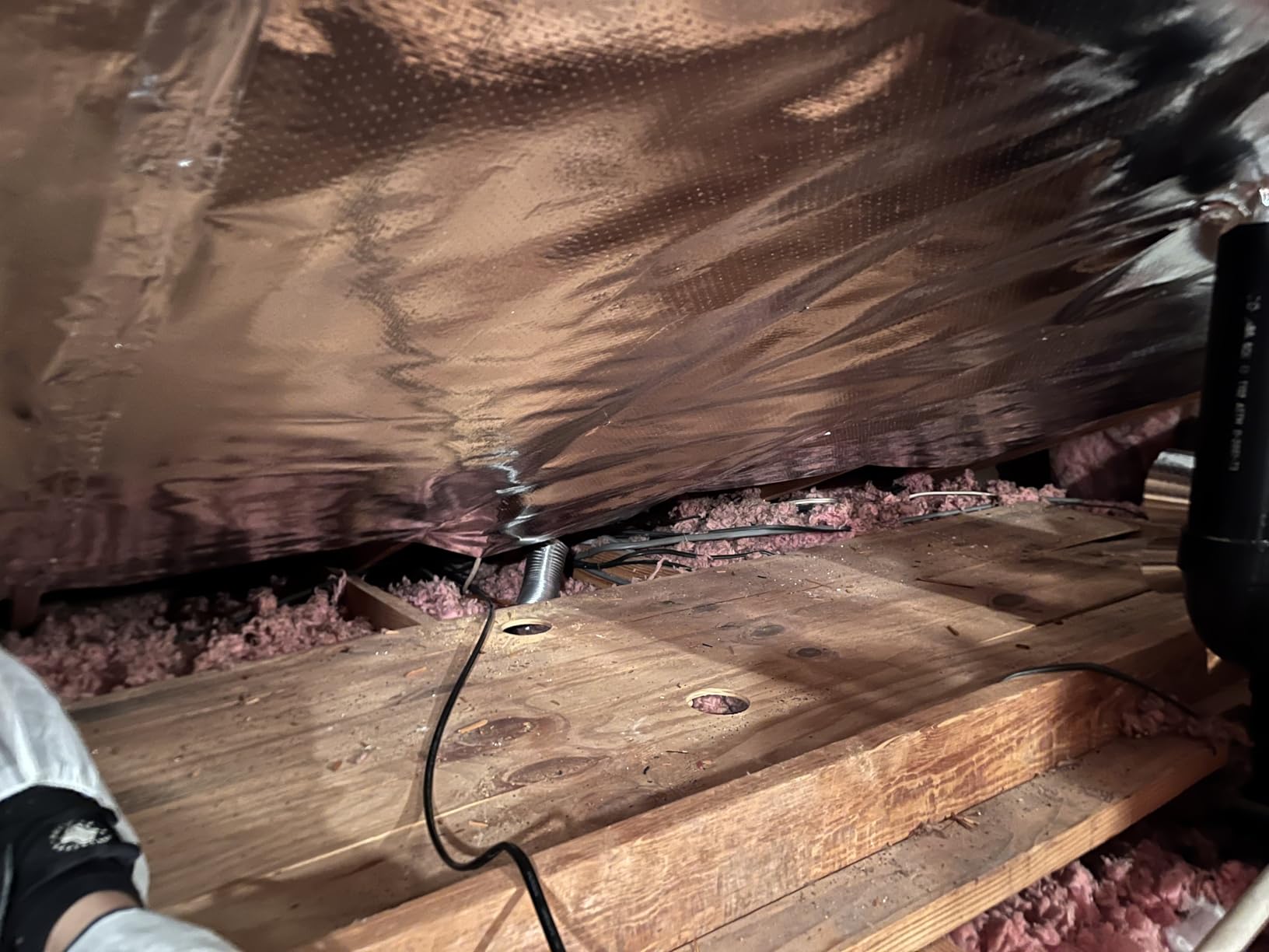 SmartFOIL 4ft x 125ft Industrial Grade Radiant Barrier 500 sq ft roll Attic Foil Reflective Insulation customer photo 1