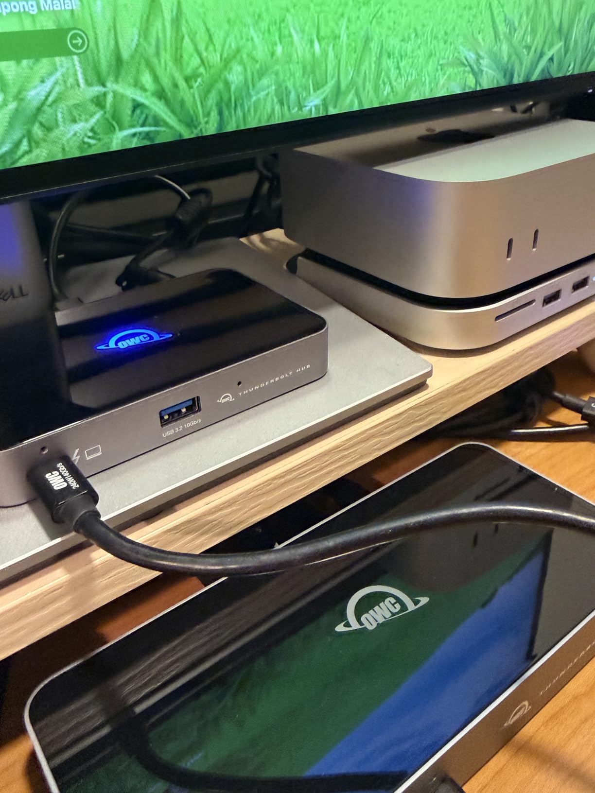 OWC Thunderbolt Hub 5-Port Connectivity Solution | Up to 60W PD - 3x Thunderbolt 40Gb/s Device Ports - USB-A 10Gb/s - Up to One 8K or Two 4K Displays - Mac, PC, iPad & More customer photo 2