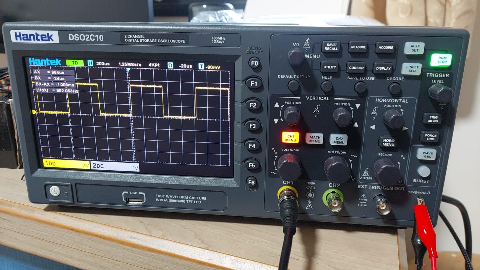Hantek DSO2C10 Digital Storage Oscilloscope 100MHz Bandwidth 2CH Dual Channel 1GSa/s 8M Memory Depth with High Voltage Probre customer photo 1
