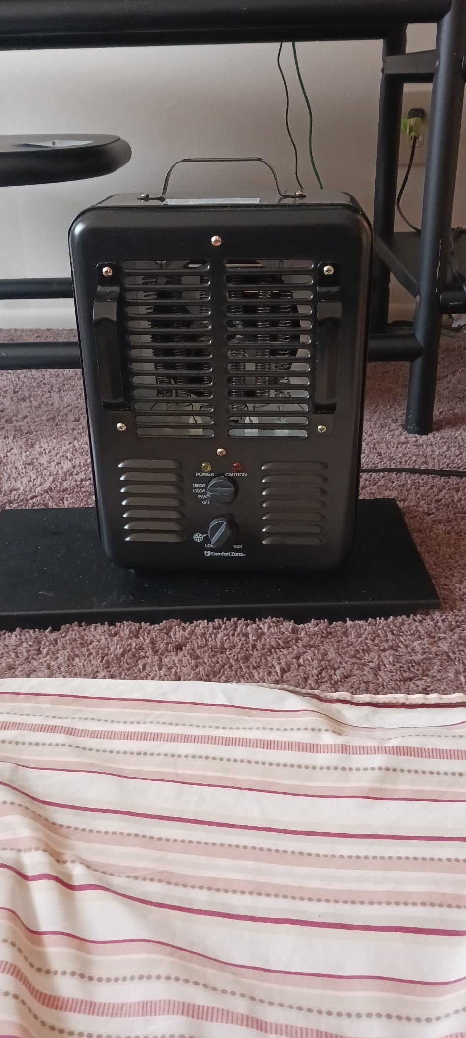 Comfort Zone 1500W Milkhouse Style Utility Space Heater - Portable Workshop & Garage Electric Heater with Adjustable Thermostat, 2 Heat Settings & Fan - All-Metal Housing & Safety Tip-Over Switch customer photo 1