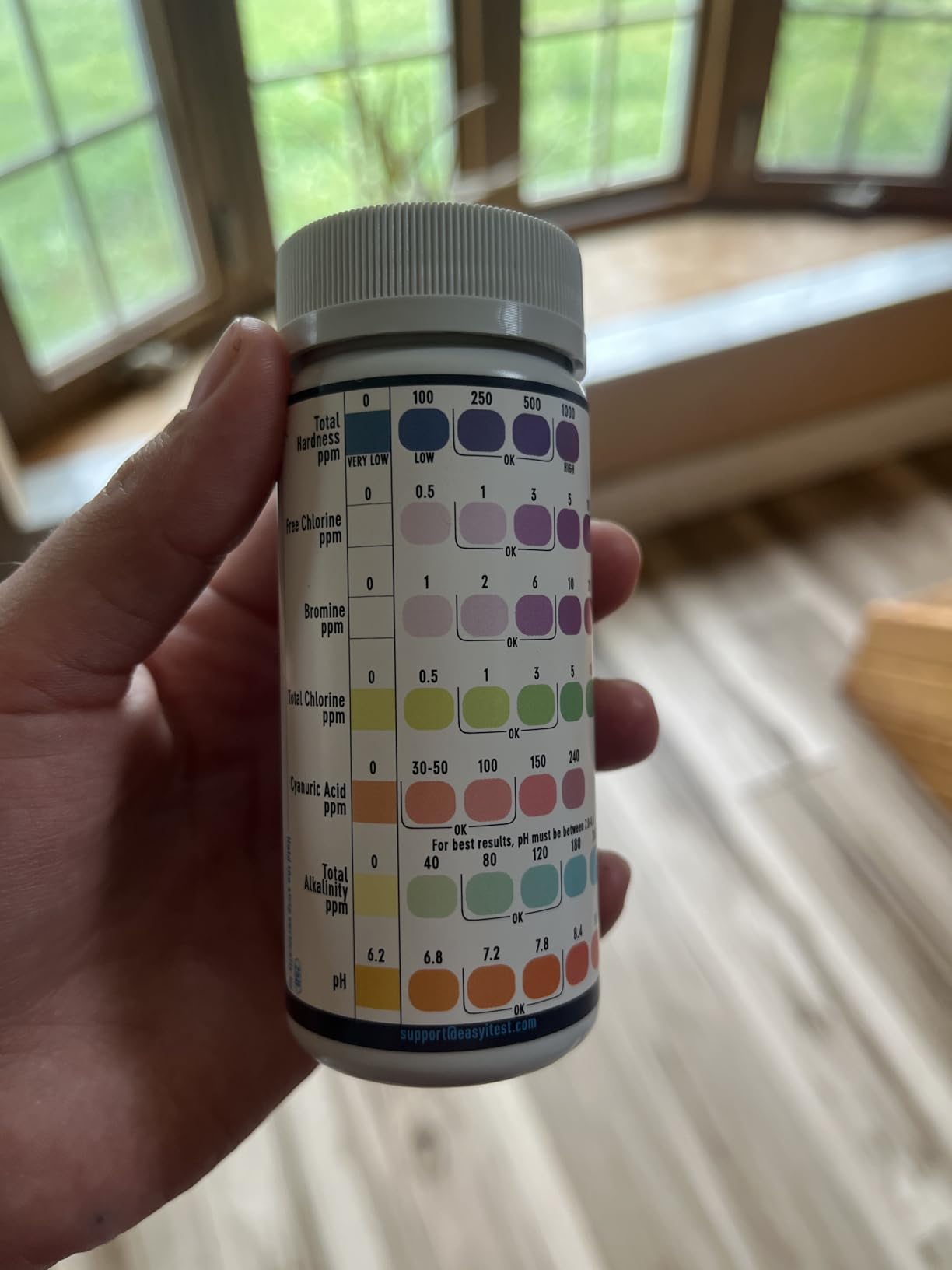EASYTEST 7-Way Pool Test Strips, 150 Strips Water Chemical Testing for Hot tub and Spa, Accurate Test Bromine, Total Alkalinity, pH, Free Chlorine, Total Hardness, Cyanuric Acid, and Total Chlorine customer photo 1