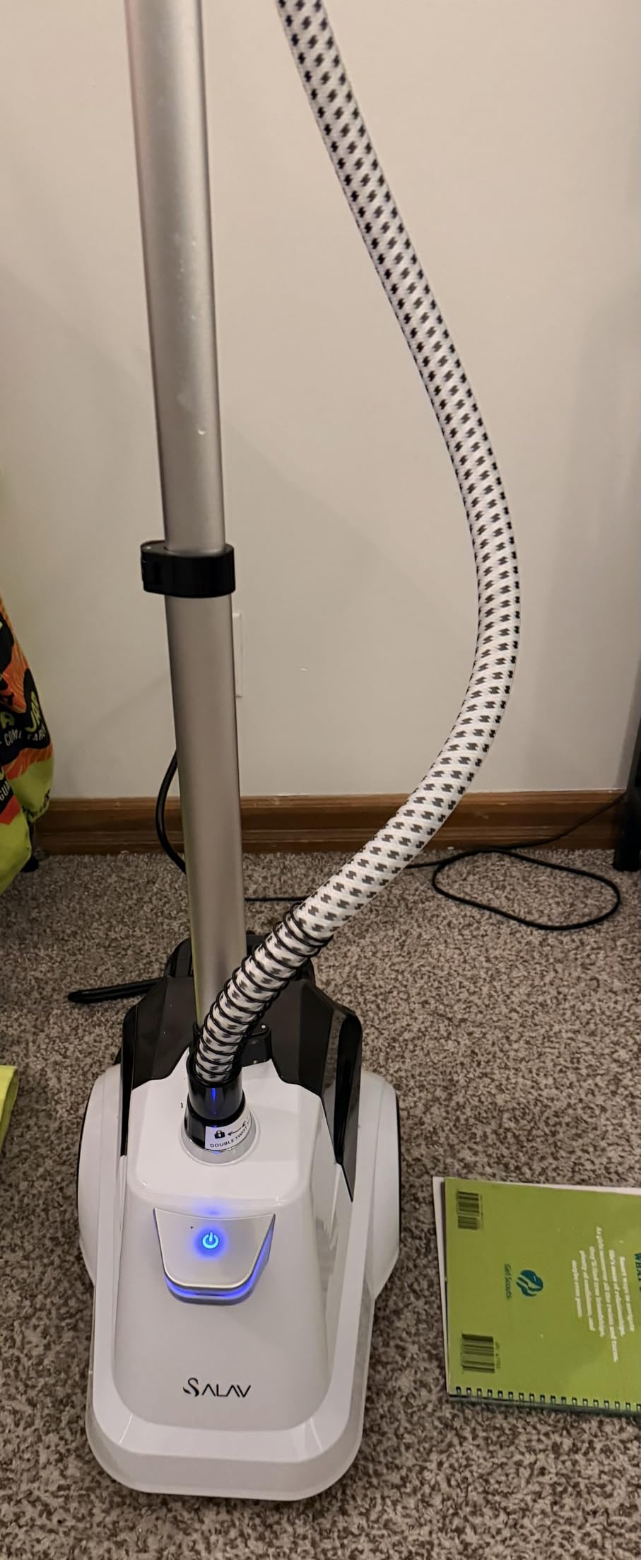 SALAV Heavy Duty Commercial Full-Size Garment Steamer with Foot Pedals and Extra Large 3L (101.5 oz) Water Tank, 1800 watts, 90+min of Continuous Steam (White) customer photo 2