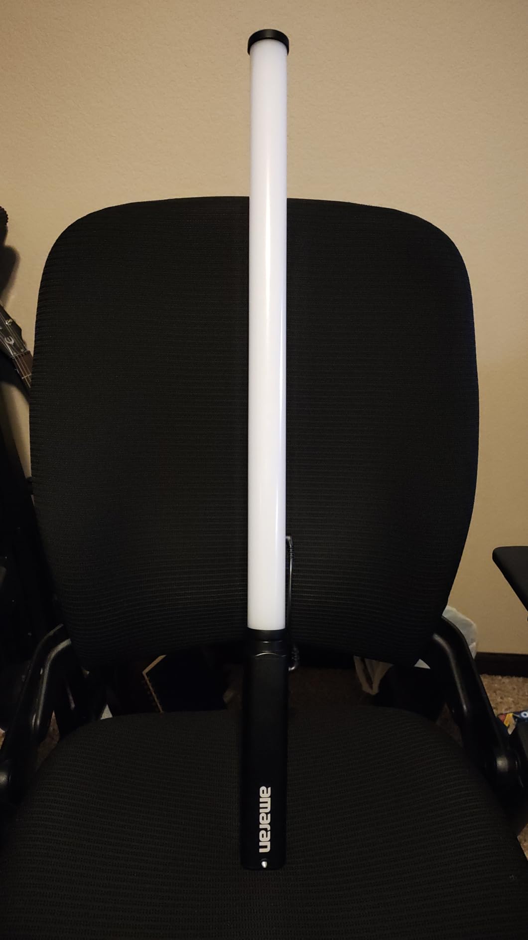 Aputure Amaran T2C 20W RGBWW LED Tube Light, APP/DMX Control, 23.6inch/60cm | Stick Light, 2500-7500K CCT, Rechargeable Battery, 15 Lighting FX, for Video, Photo, Vlogging, YouTube, Live Streaming customer photo 1