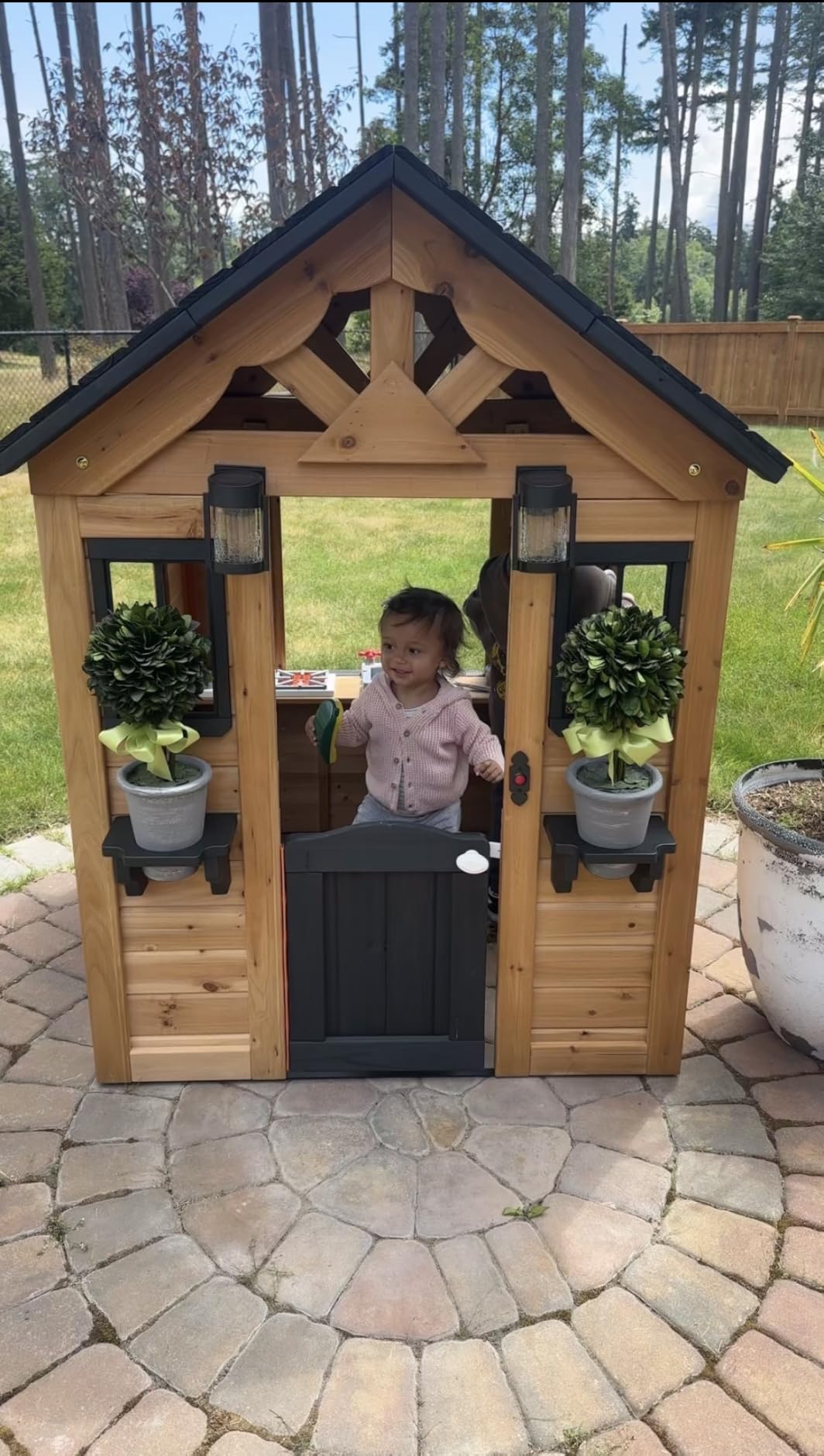 Backyard Discovery Sweetwater White Cedar Wooden Kids Playhouse Cottage with Play Kitchen, Snack Bar, Half Door, Toy Phone, Windows, Flowerpot Holders, Working Doorbell for Outdoor Imaginative Play customer photo 2
