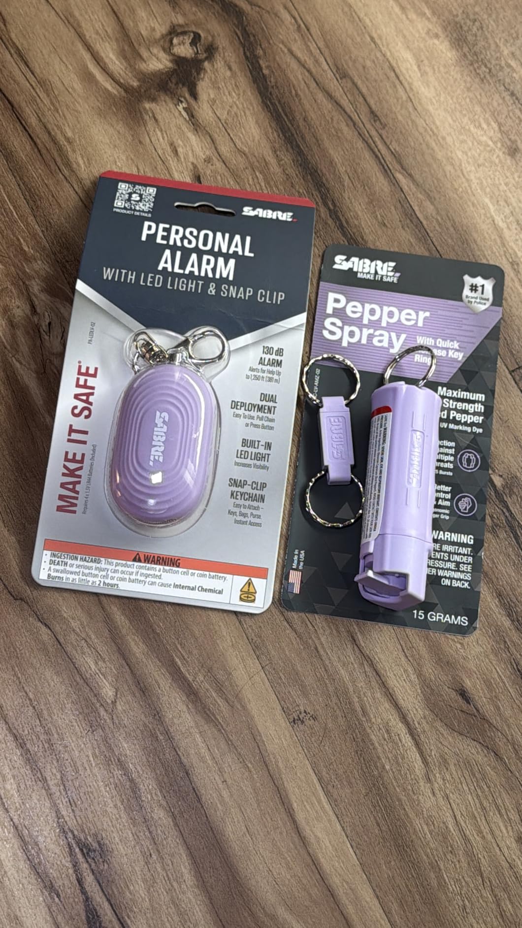 SABRE Personal Safety Kit with Pepper Spray and 2-in-1 Personal Alarm with LED Light, 0.54 fl oz, 25 Bursts, 130dB Alarm, Audible Up to 1,250 Feet customer photo 1