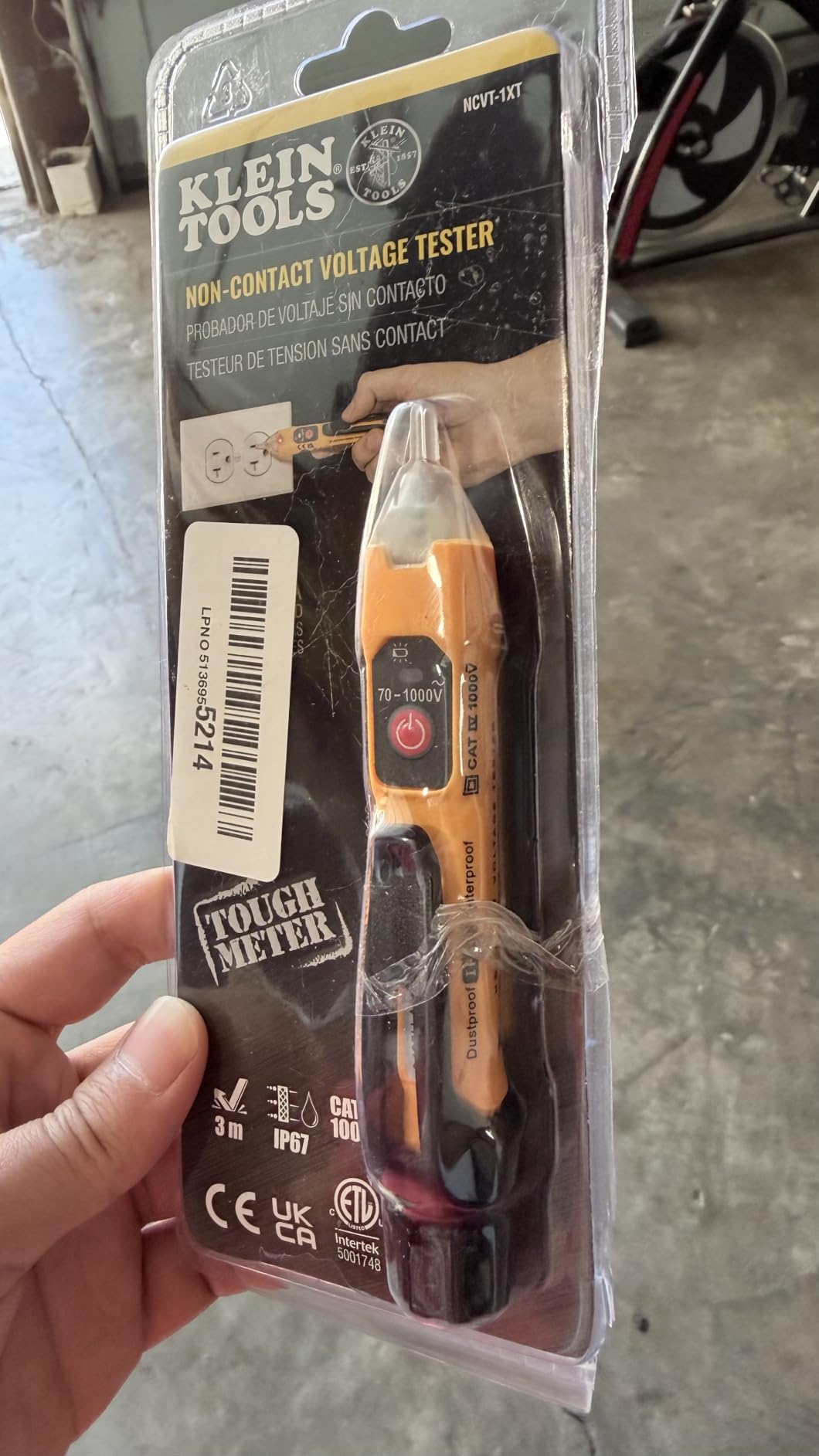 Klein Tools NCVT1XT Voltage Tester, Non-Contact Low Voltage Test Pen, 70V to 1000V AC, IP67 Dustproof and Waterproof customer photo 1