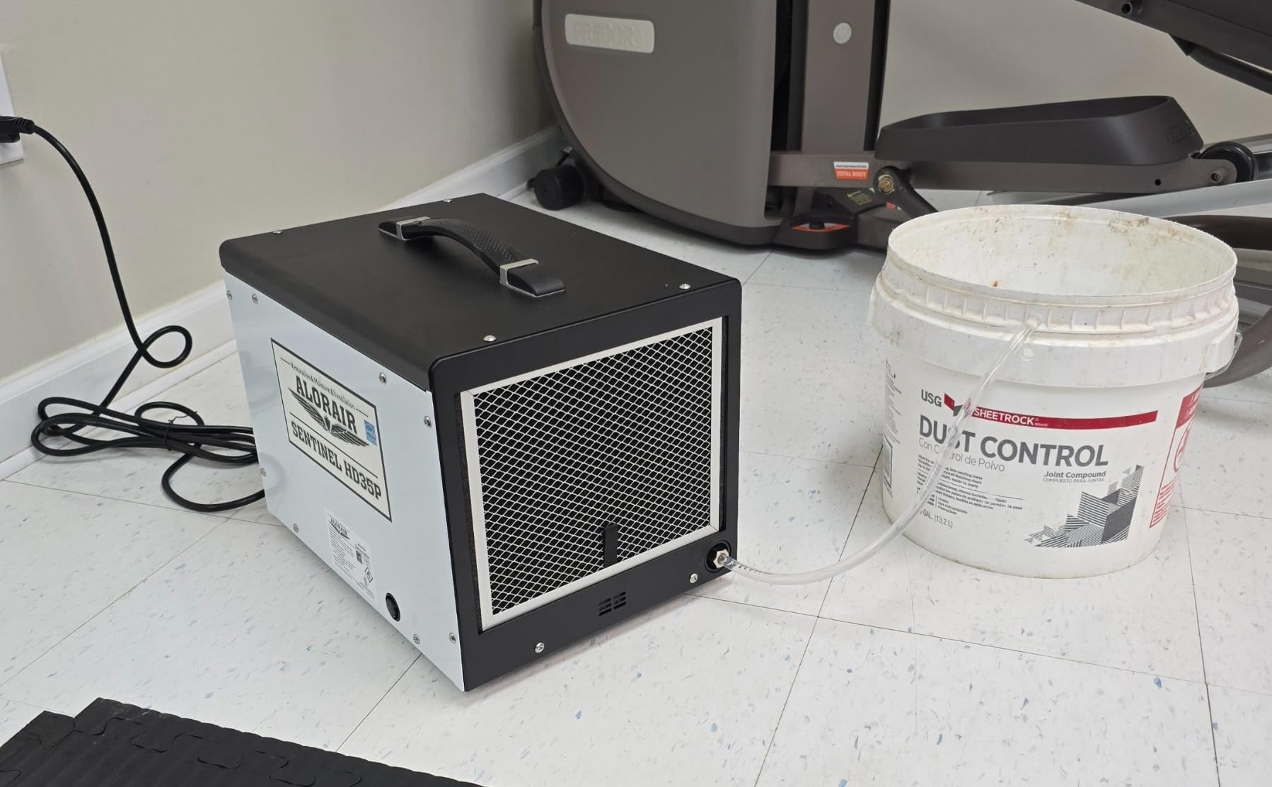 ALORAIR Crawl Space/Basement Dehumidifier 70 Pint with Pump, Automatic Defrost, Up to 1000 Sq Ft Commercial Dehumidifier, Memory Start, cETL Listed customer photo 1