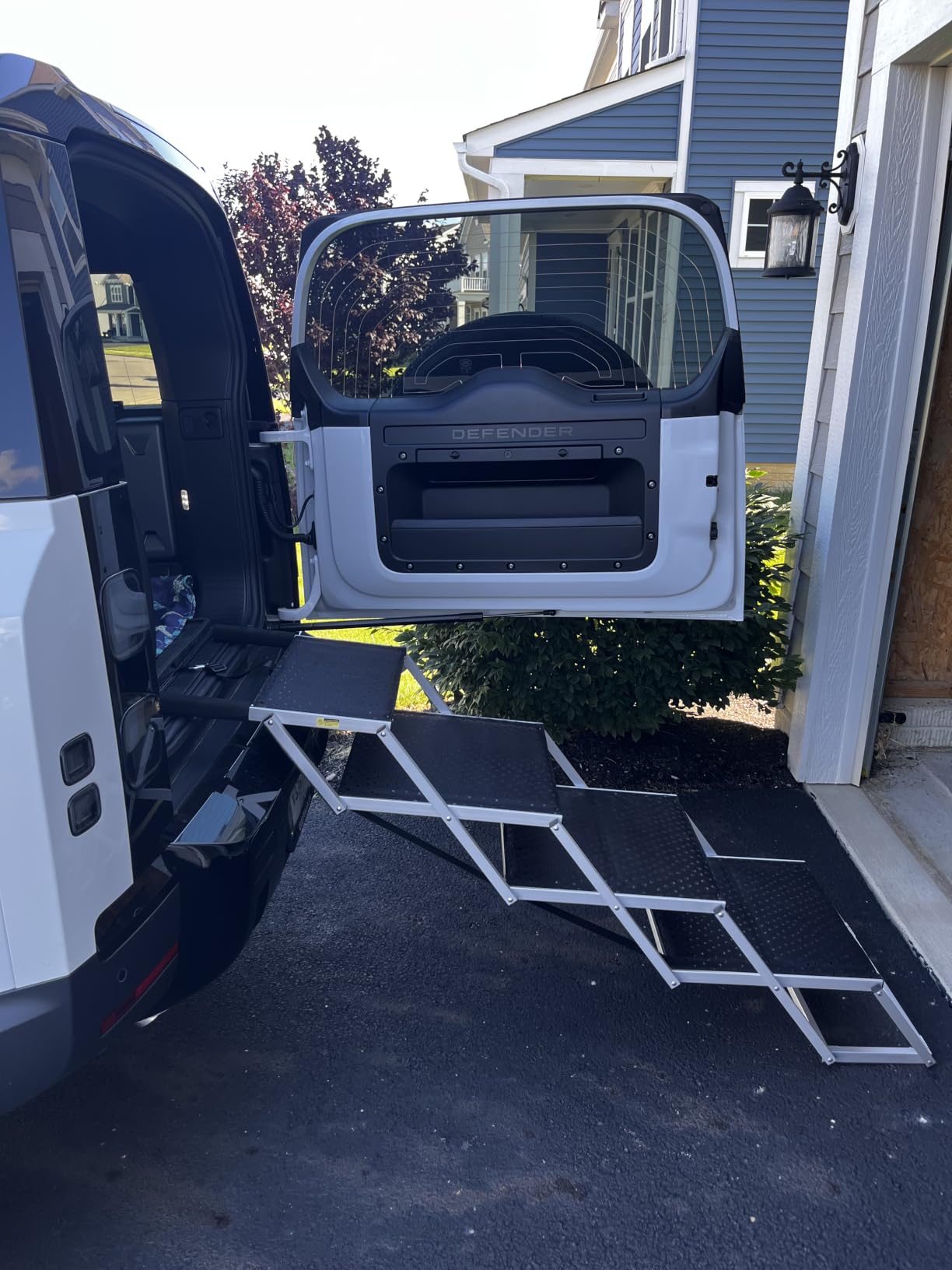 Extra Wide Dog Stairs for Large Dogs, Foldable Dog Ramp for Car with Non-Slip Surface, Dogs Stairs for Cars, High Beds, Truck, Supports up to 250 lbs, 4 Steps customer photo 1