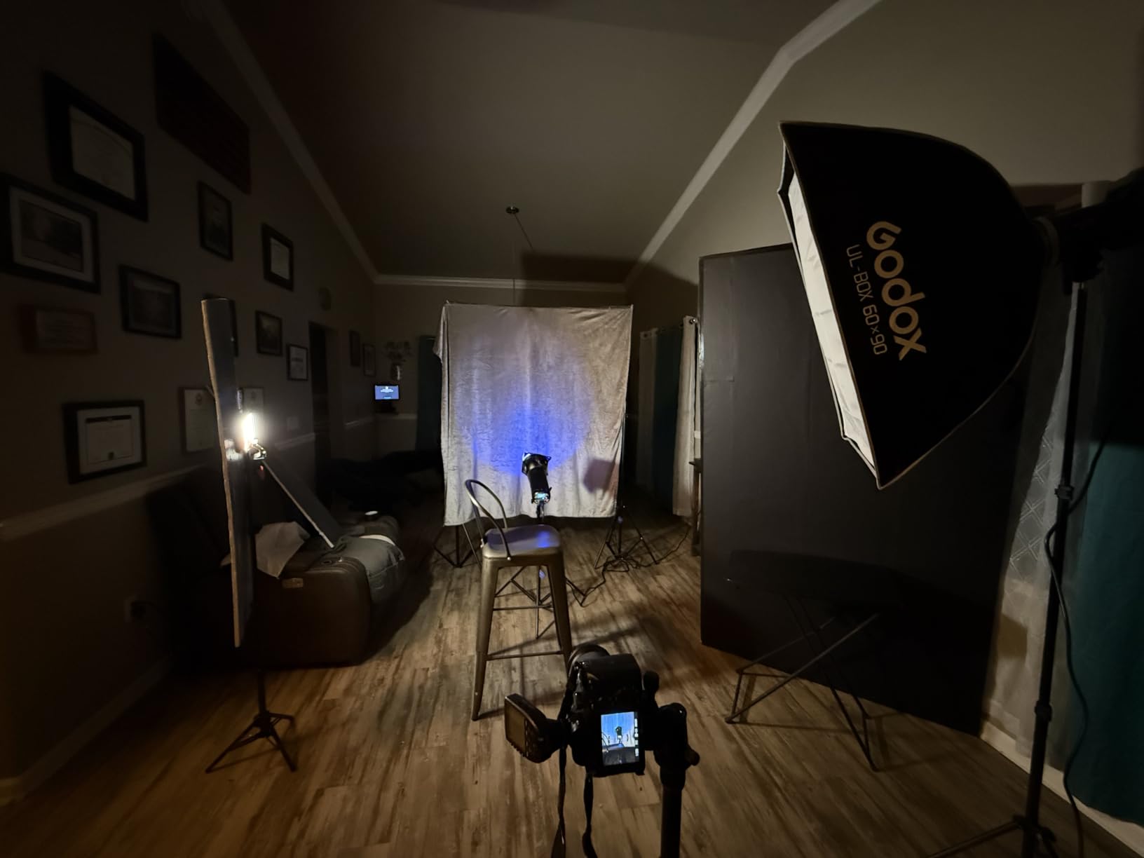 Godox SK400II-V 400Ws Photo Studio Strobe Monolight with Bowens Mount & LED | GN65, 0.1-1.5s Recycle Time, Bowens Mount, 10W LED Modeling Lamp for Studio Product Photography, Portraits Shooting, 110~120V customer photo 1