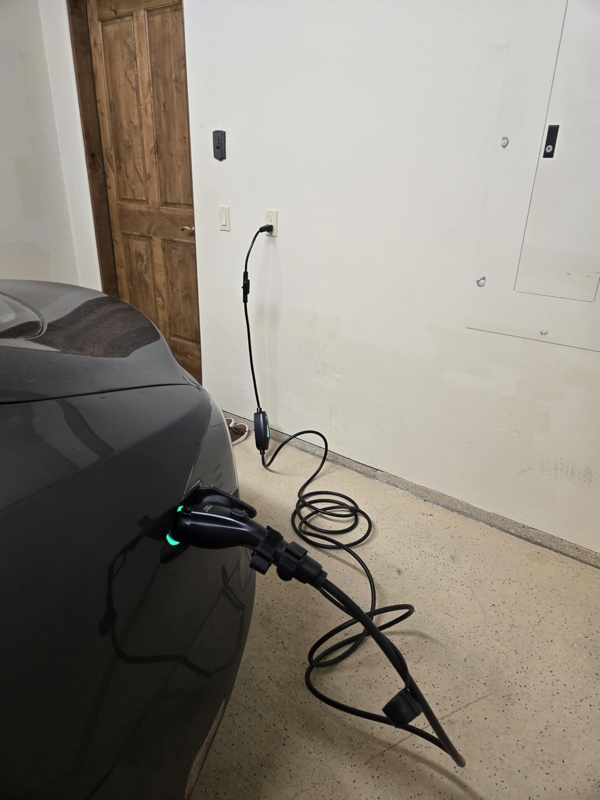 Level 1&2 EV Charger, Electric Vehicle Portable Charger with 25FT Cable, ETL Listed J1772 EVSE for All EVs & PHEVs, 12A 120V/16A 240V (NEMA 5-15&6-20) customer photo 1