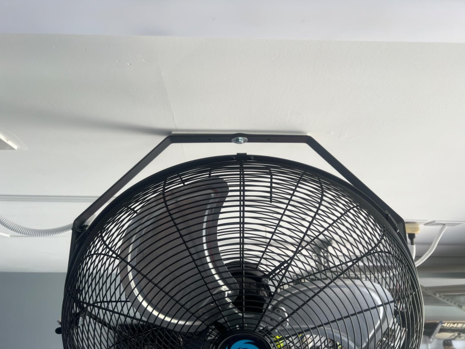 Tornado - 20 Inch High Velocity Industrial Wall Fan - 4750 CFM - 3 Speed - 6 FT Cord - Industrial, Commercial, Residential Use - UL Safety Listed customer photo 1