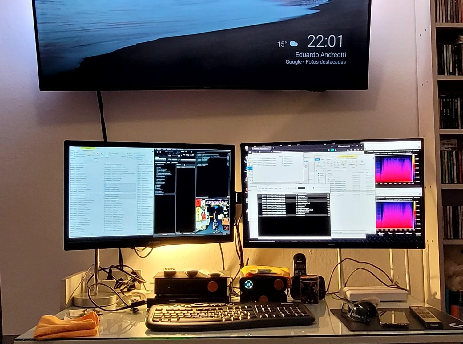 VIVO Premium Dual 21 to 32 inch LCD LED Monitor Wall Mount, Heavy Duty Telescoping Arms, Flush Wall Setup, Fits 2 Screens, Black, MOUNT-TS32B customer photo 1