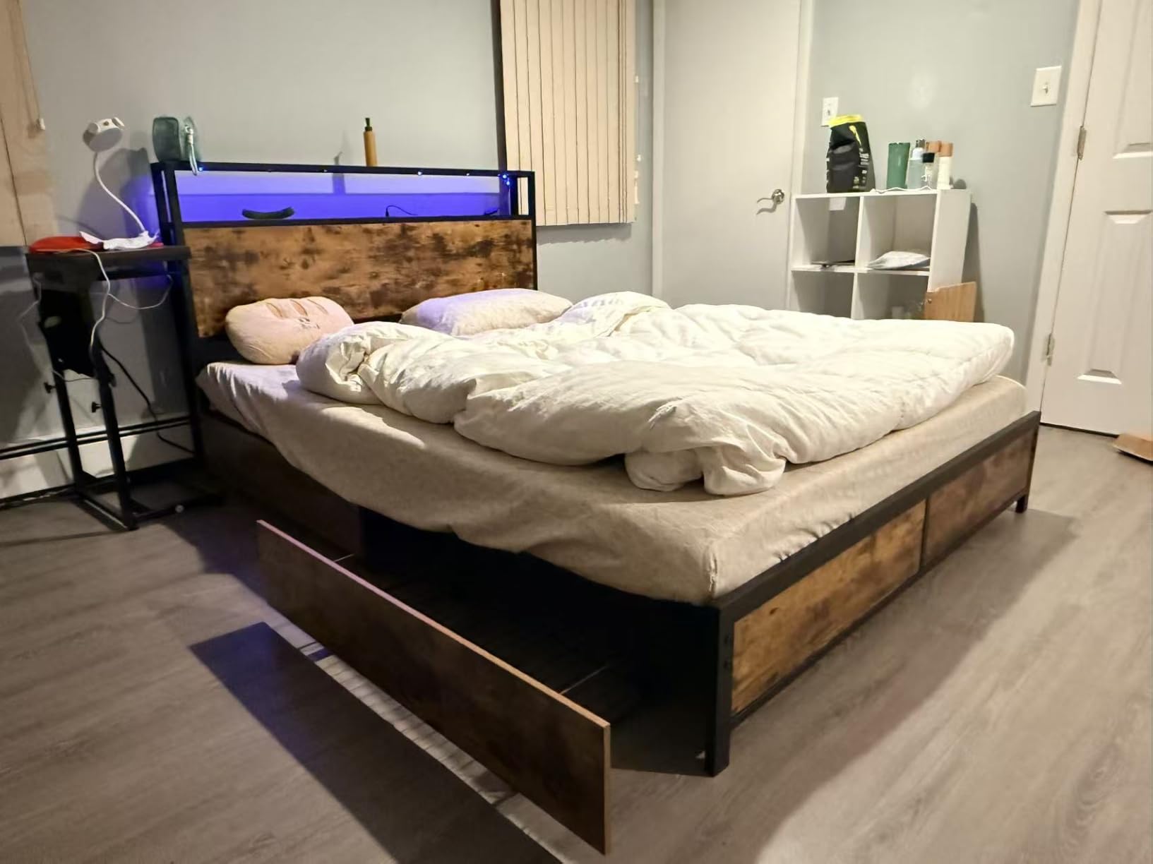 Lifezone Queen Bed Frame with 2-Tier Storage Headboard, Metal Platform Bed Frame with 4 Storage Drawers, Built in Charging Station & LED, Noise-Free/Metal Support/No Box Spring Needed, Vintage Brown customer photo 1