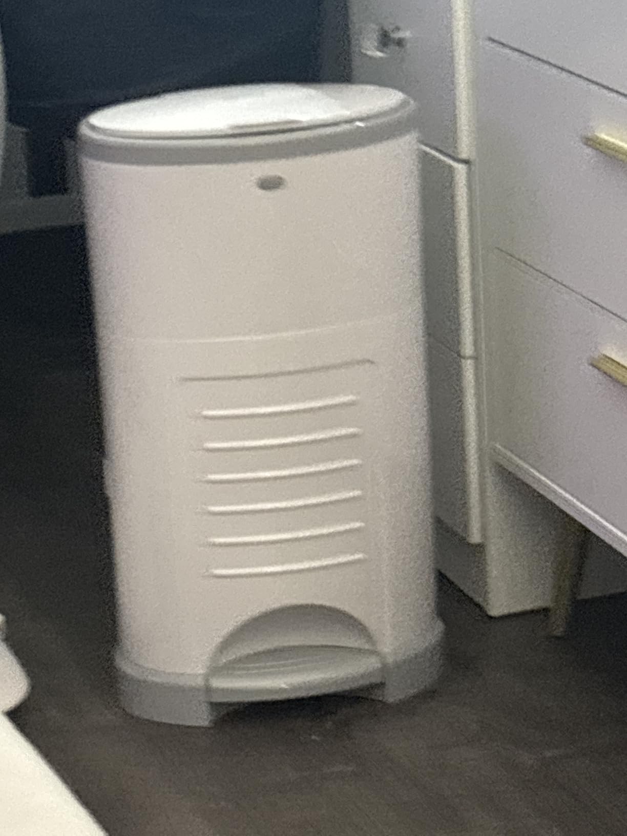 Diaper Dekor EKO Classic Diaper Pail, White | ONLY Eco-Friendly Diaper Pail Made with 70% Recycled Materials | Hands-Free: Step-Drop-Done customer photo 2