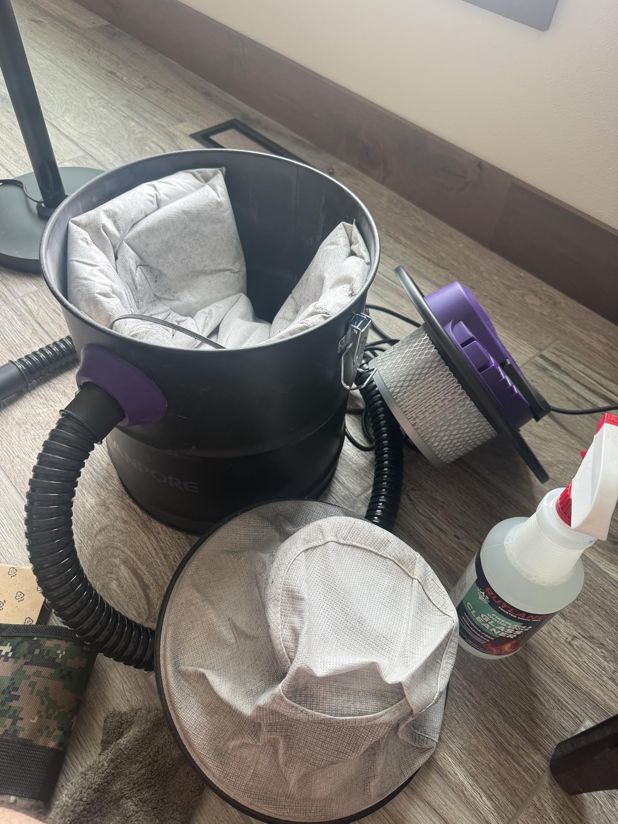 Ash Vacuum for Pellet Stoves, 5.2 Gallon, 1200W with Wheels customer photo 1