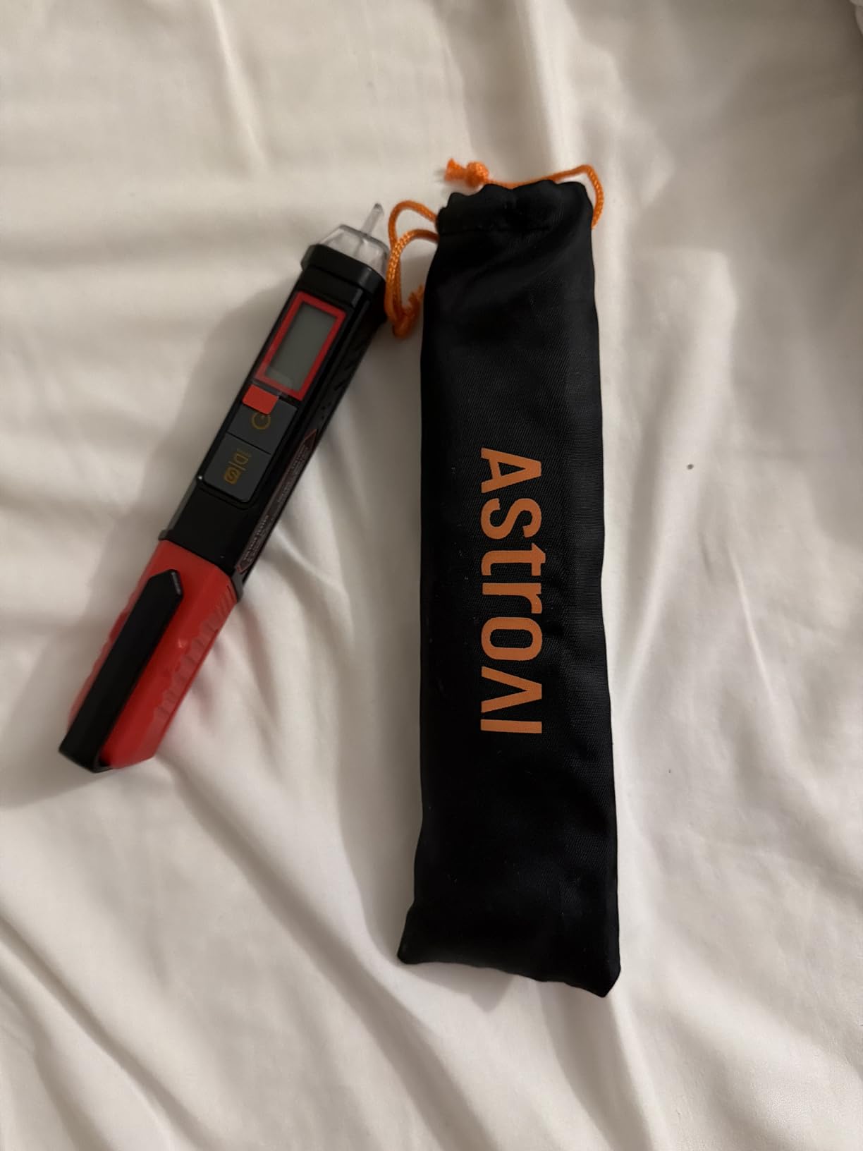 AstroAI VTS1000H Voltage Tester with Screwdriver, Non-Contact Electrical Tester, Dual Range AC 12V/70V-1000V, LCD Percentage Display customer photo 1