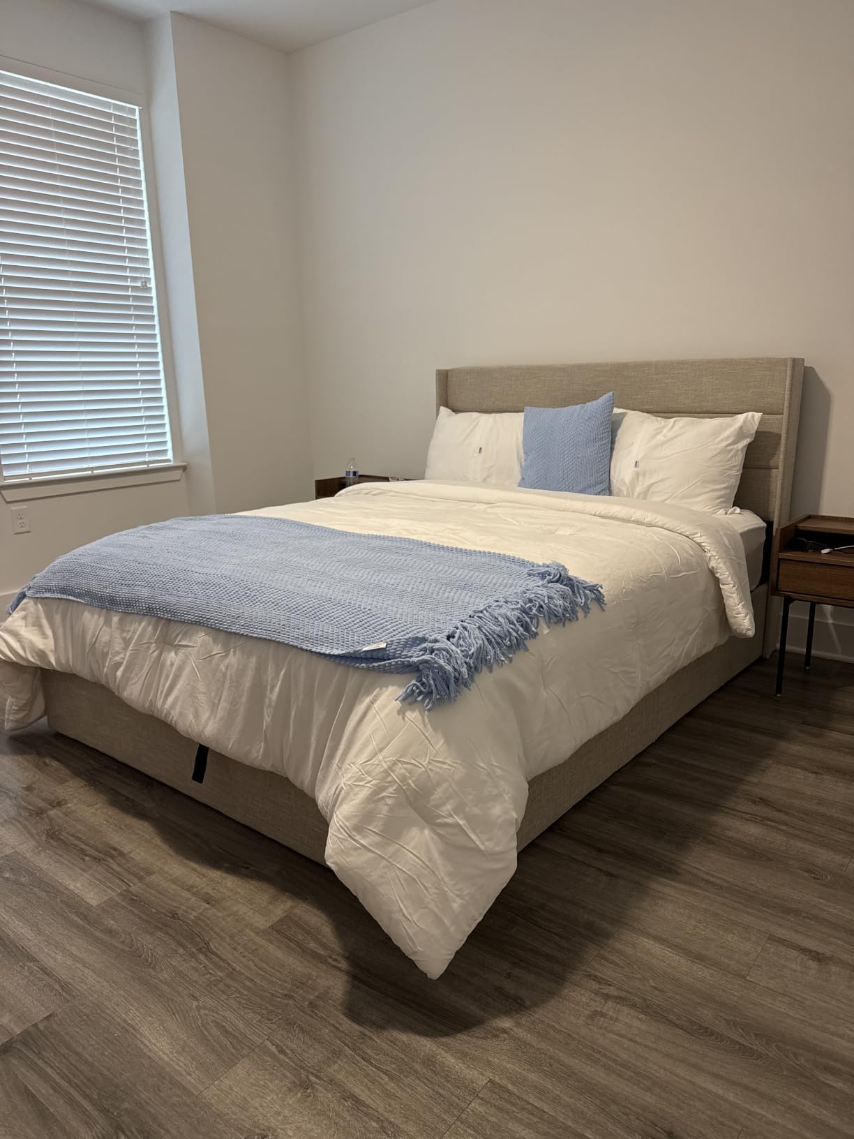 SHA CERLIN King Size Lift Up Hydraulic Storage Bed Frame Black | Modern Wingback Headboard, Upholstered Platform Bed Frame, Hydraulic Underneath Storage, No Box Spring Needed customer photo 1