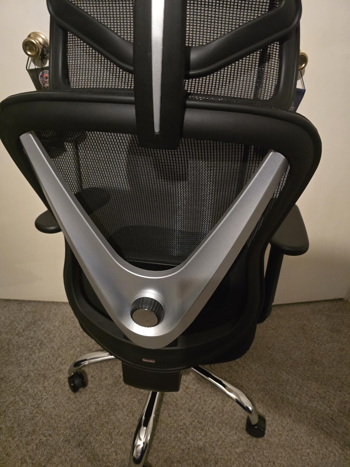HOLLUDLE Ergonomic Mesh Office Chair - 3D Adjustable Lumbar Support & 3D Armrests, V-Shaped Back, Adjustable Desk Chair for Office & Home, Black customer photo 1