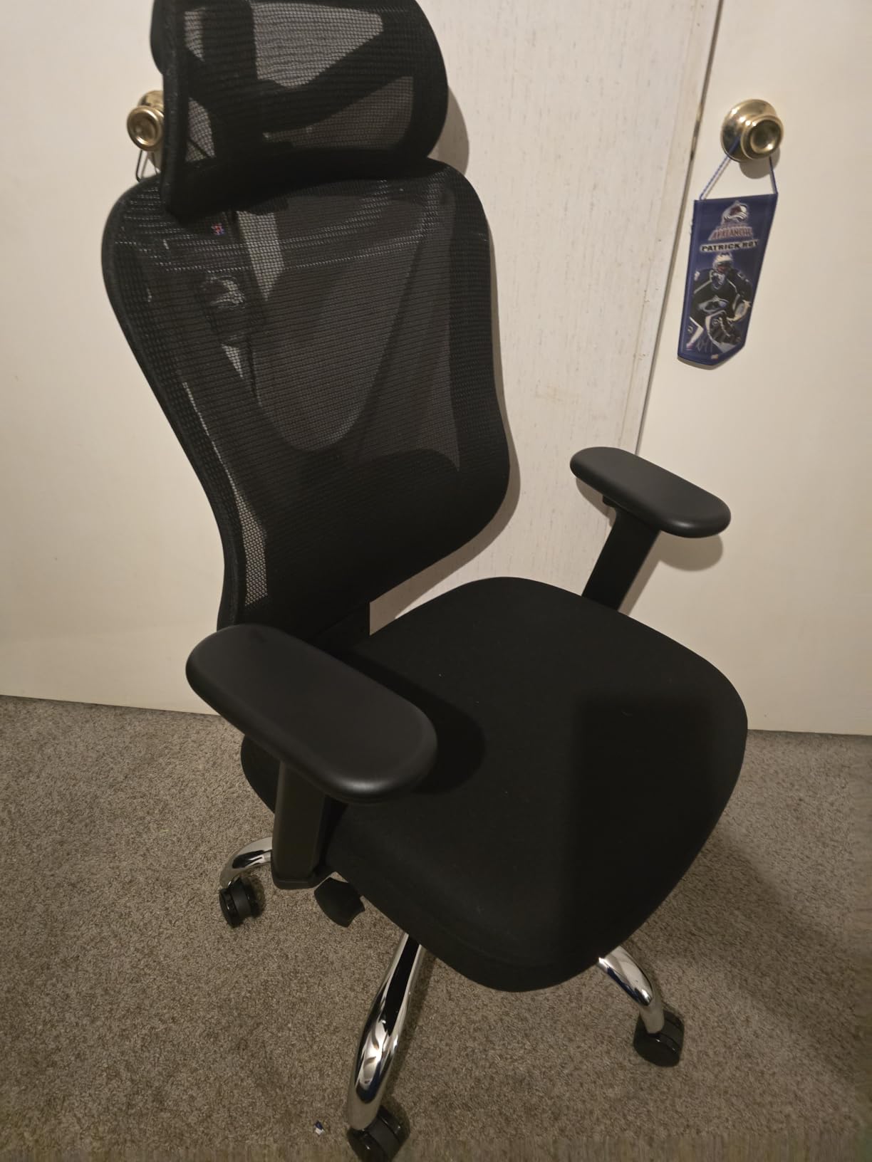 HOLLUDLE Ergonomic Mesh Office Chair - 3D Adjustable Lumbar Support & 3D Armrests, V-Shaped Back, Adjustable Desk Chair for Office & Home, Black customer photo 2